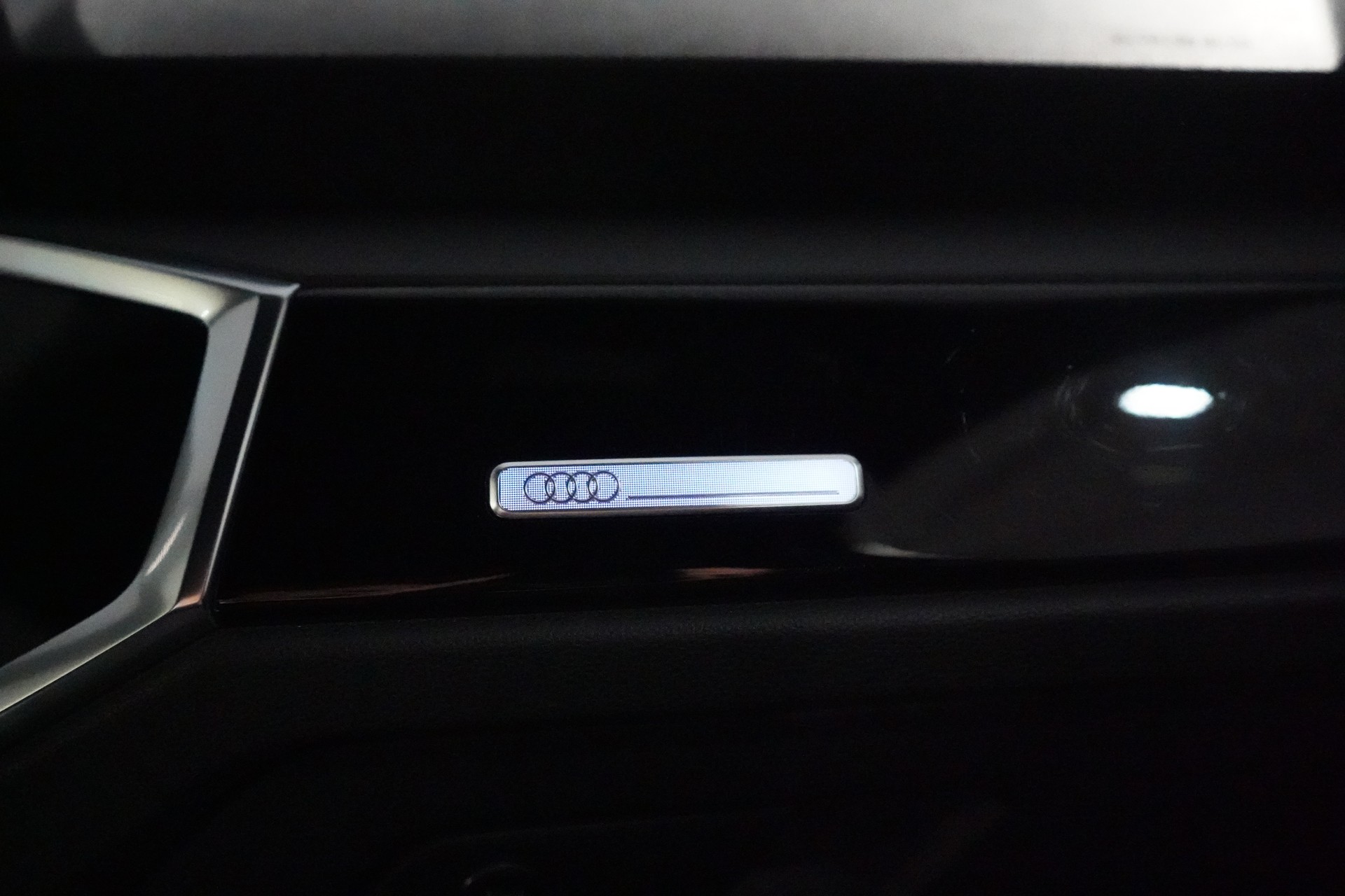 AUDI Q3 SB 35 TFSI S line Attraction-image-10