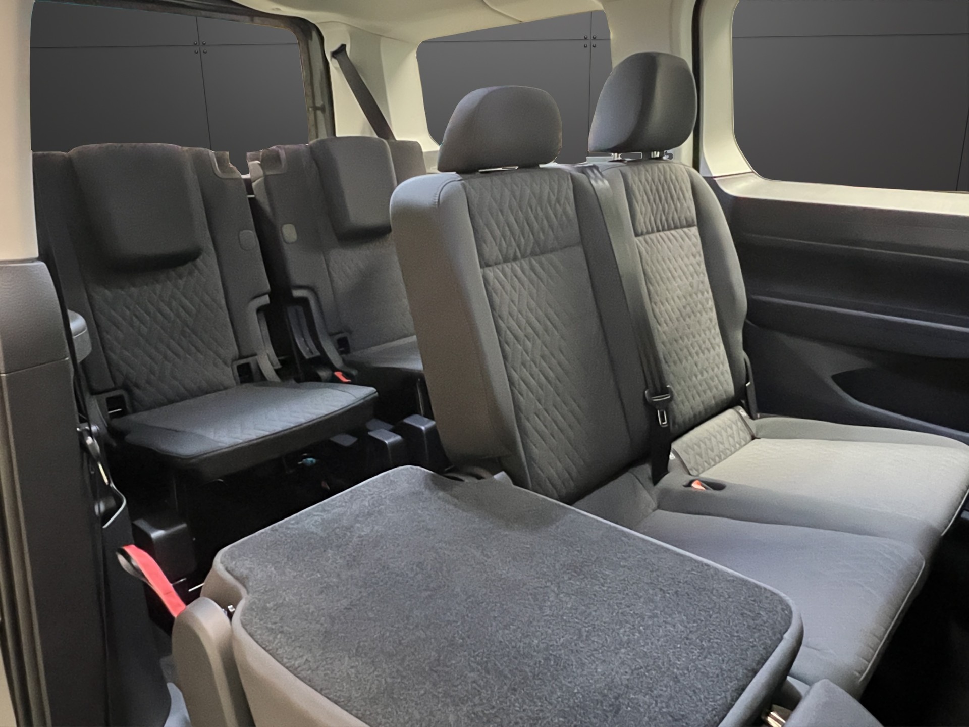 VW Caddy Maxi 1.5 TSI Life DSG-image-10