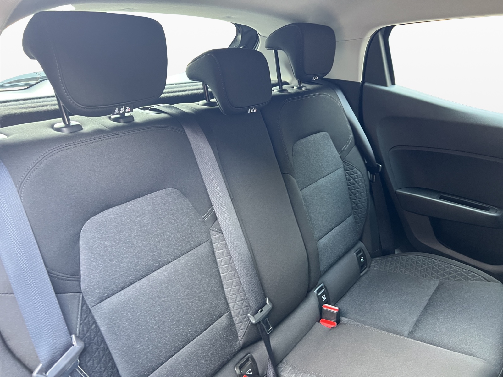RENAULT Clio 1.0 Zen-image-18