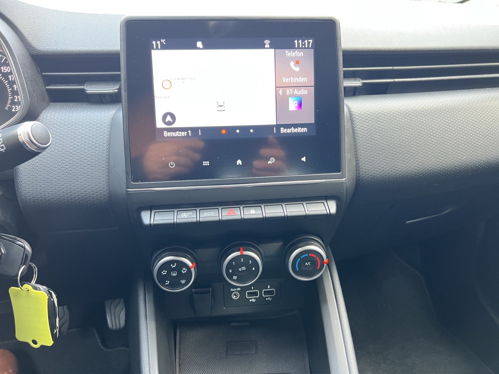 RENAULT Clio 1.0 Zen-image-12