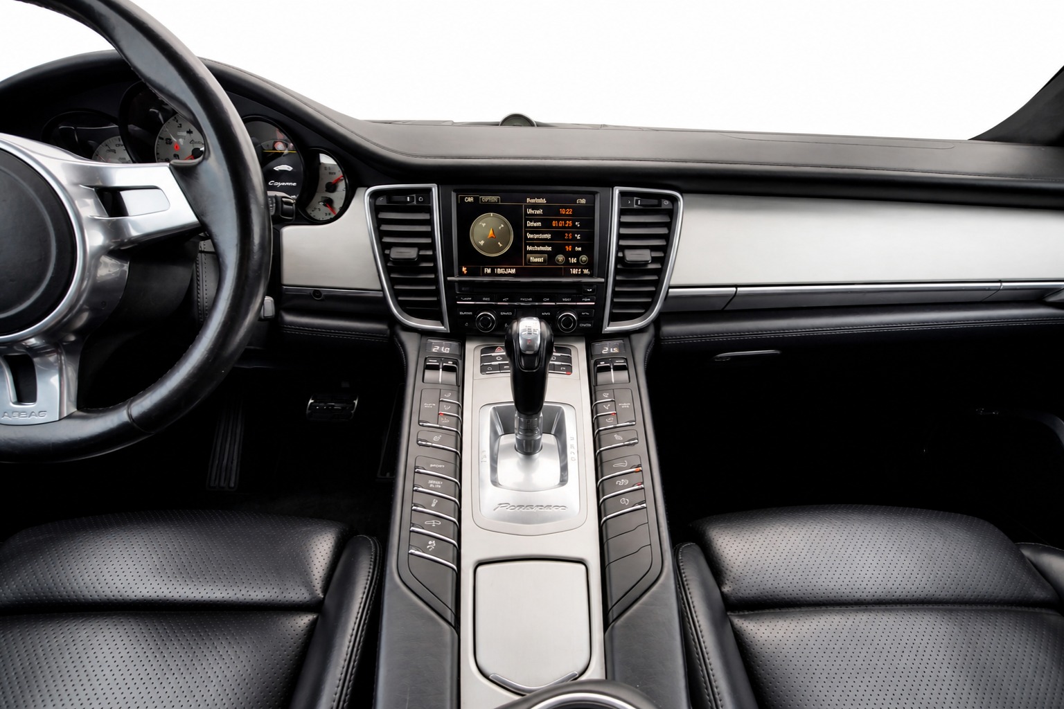 PORSCHE Panamera Turbo 4.8 PDK-image-9