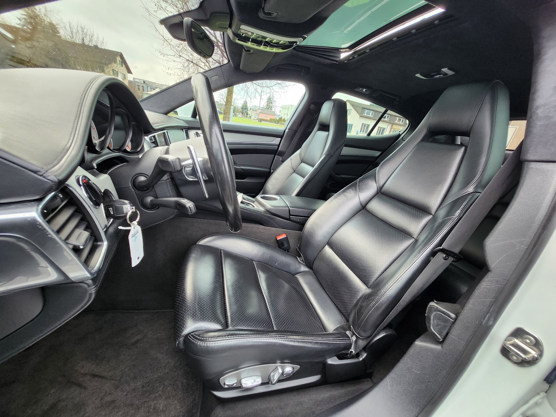 PORSCHE Panamera Turbo 4.8 PDK-image-6
