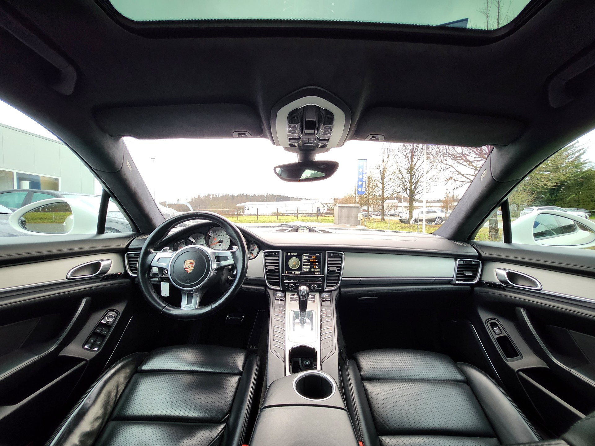 PORSCHE Panamera Turbo 4.8 PDK-image-8
