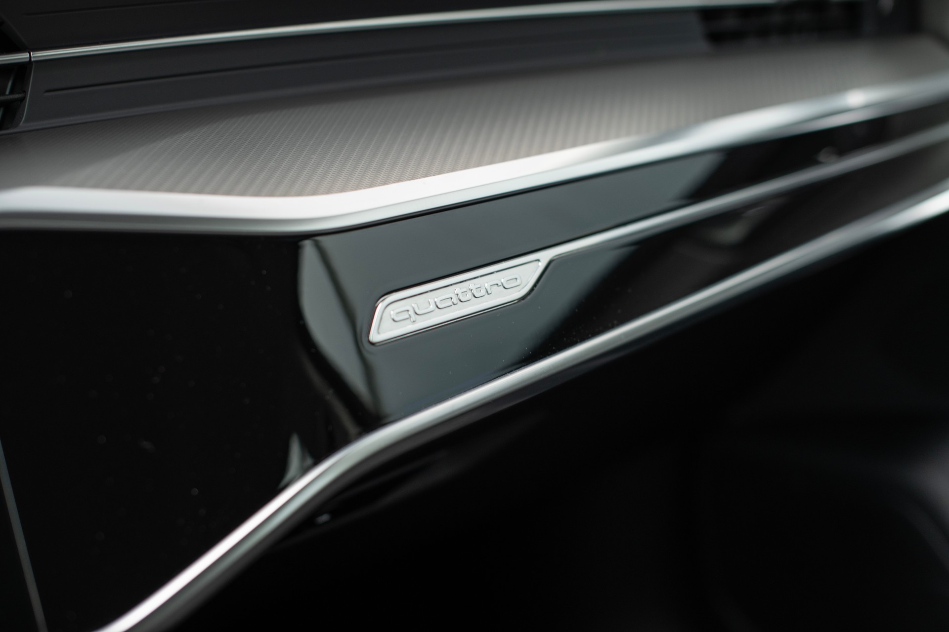 AUDI A6 Avant 50 TDI Sport quattro tiptronic-image-16