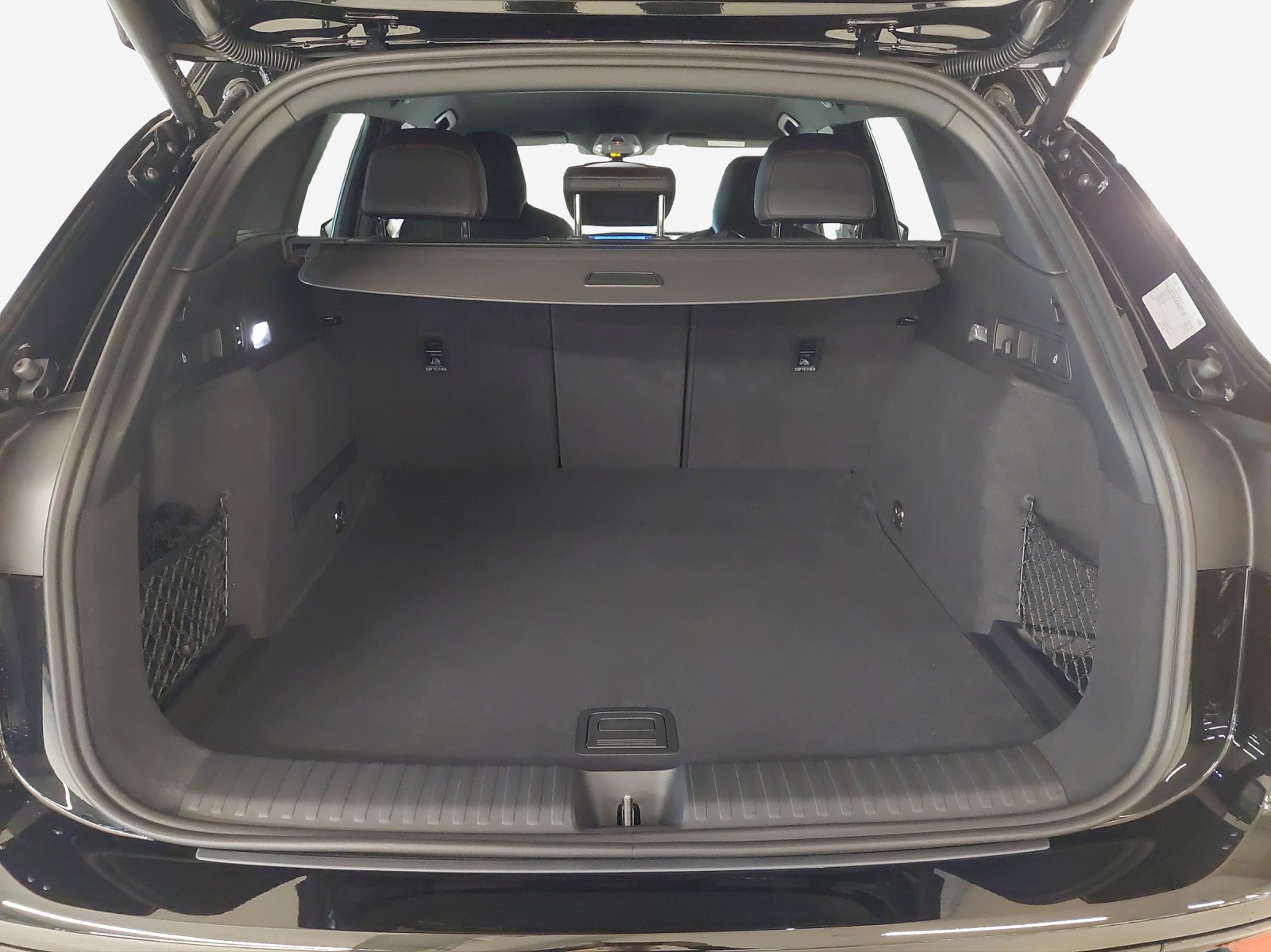 AUDI Q6 e-tron performance-image-12
