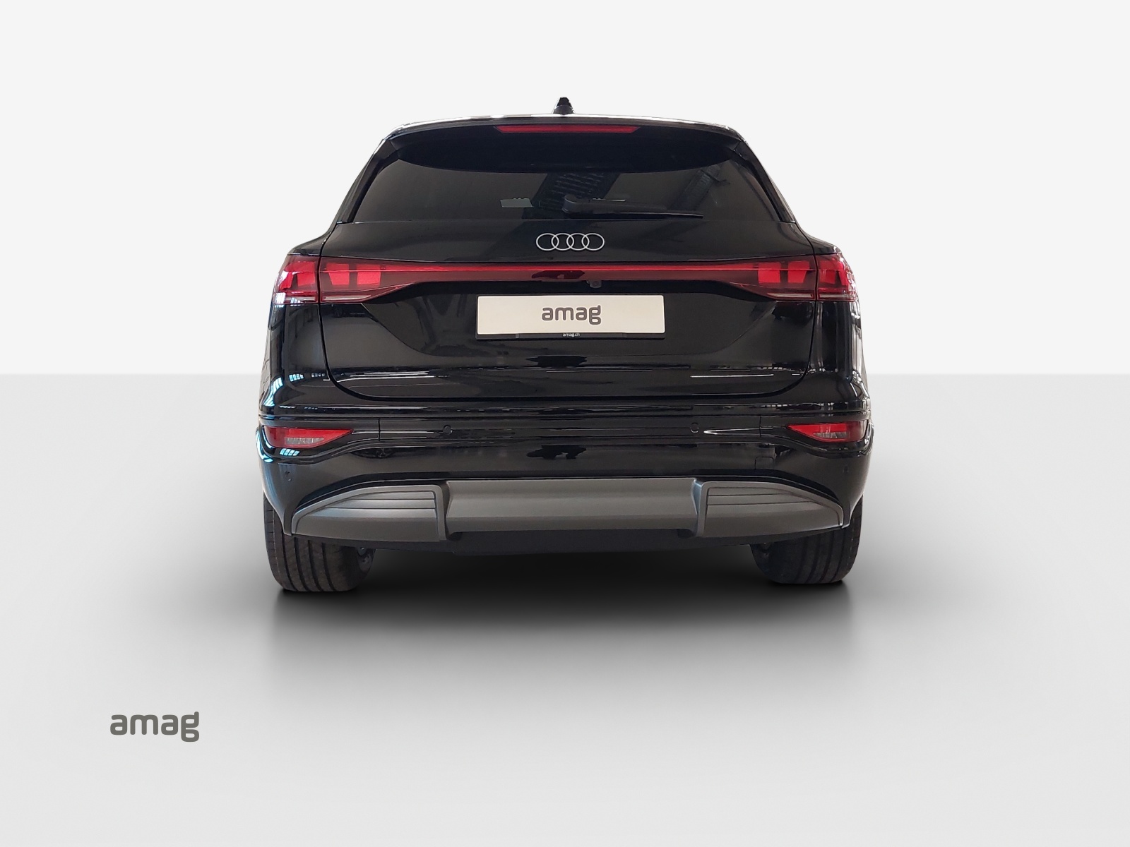AUDI Q6 e-tron performance-image-3