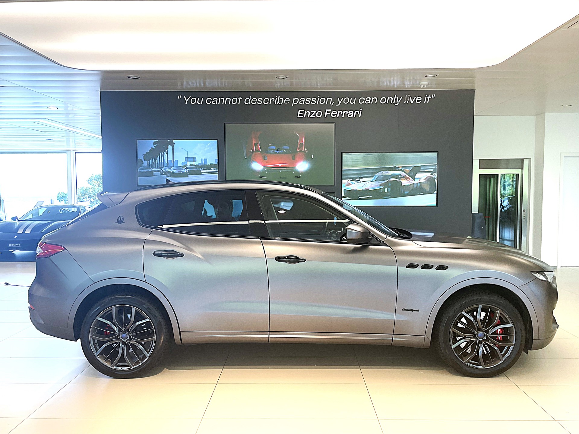 MASERATI Levante S 3.0 V6 GranSport Automatica-image-3