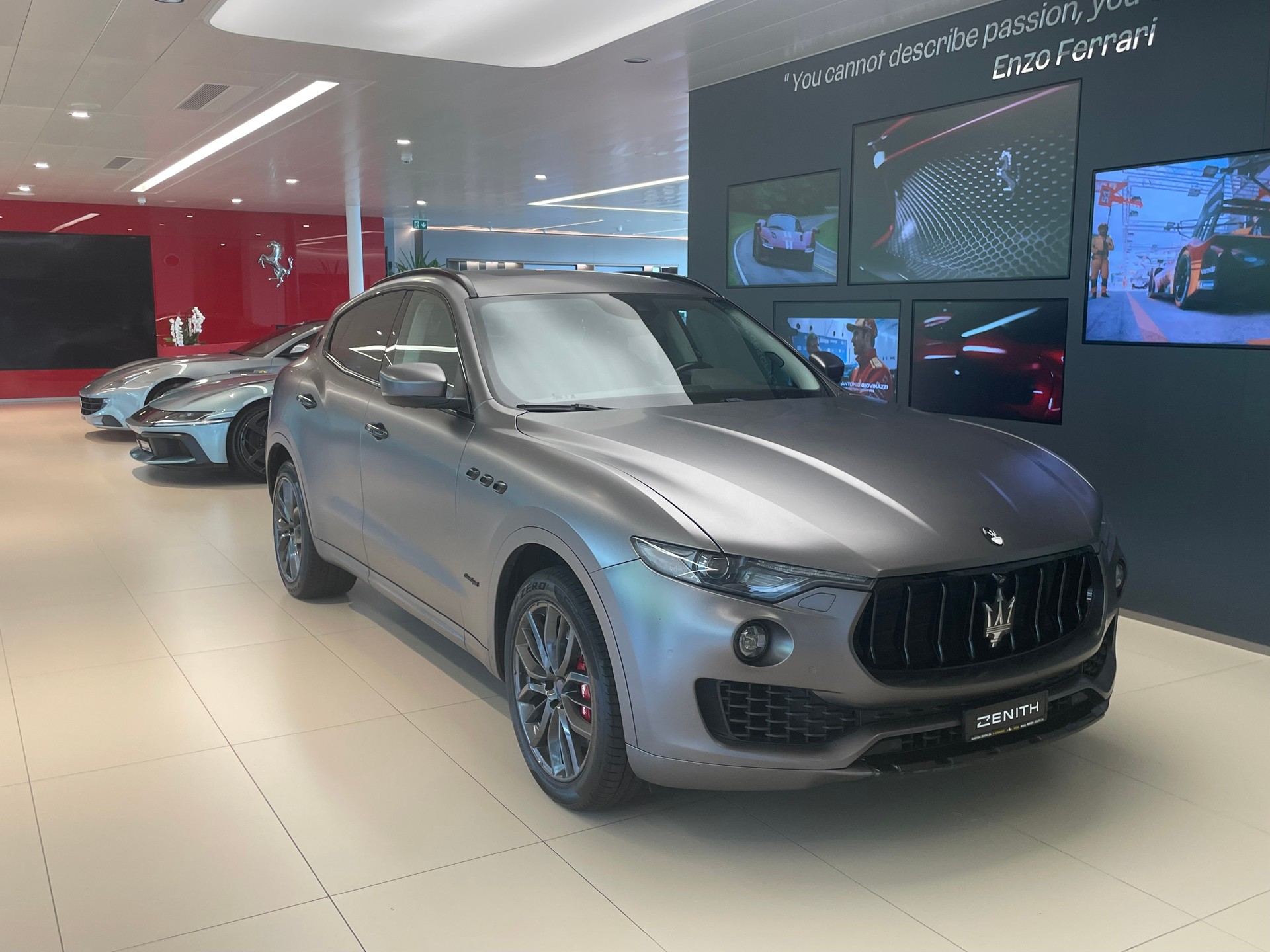 MASERATI Levante S 3.0 V6 GranSport Automatica-image-2