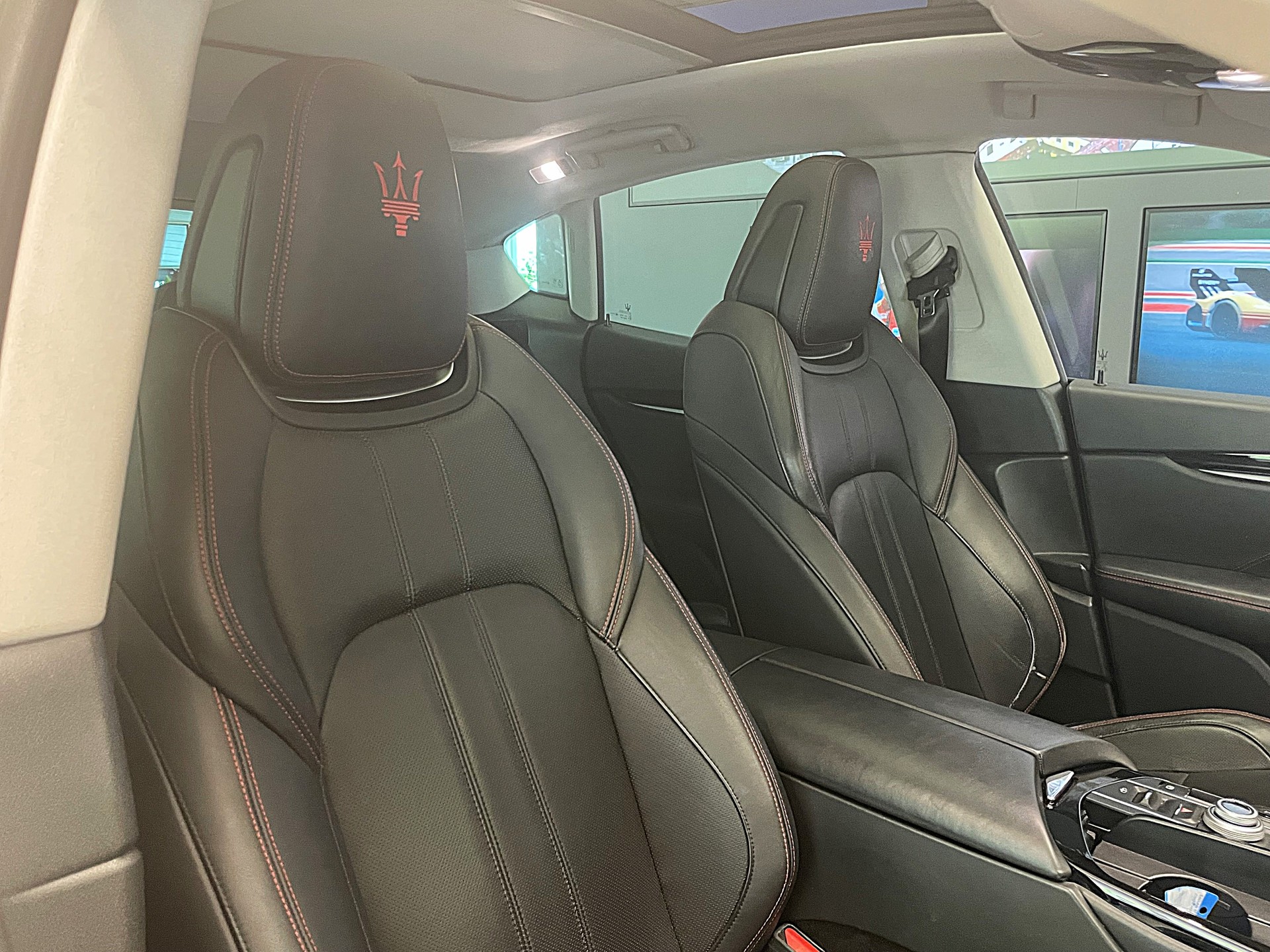 MASERATI Levante S 3.0 V6 GranSport Automatica-image-10