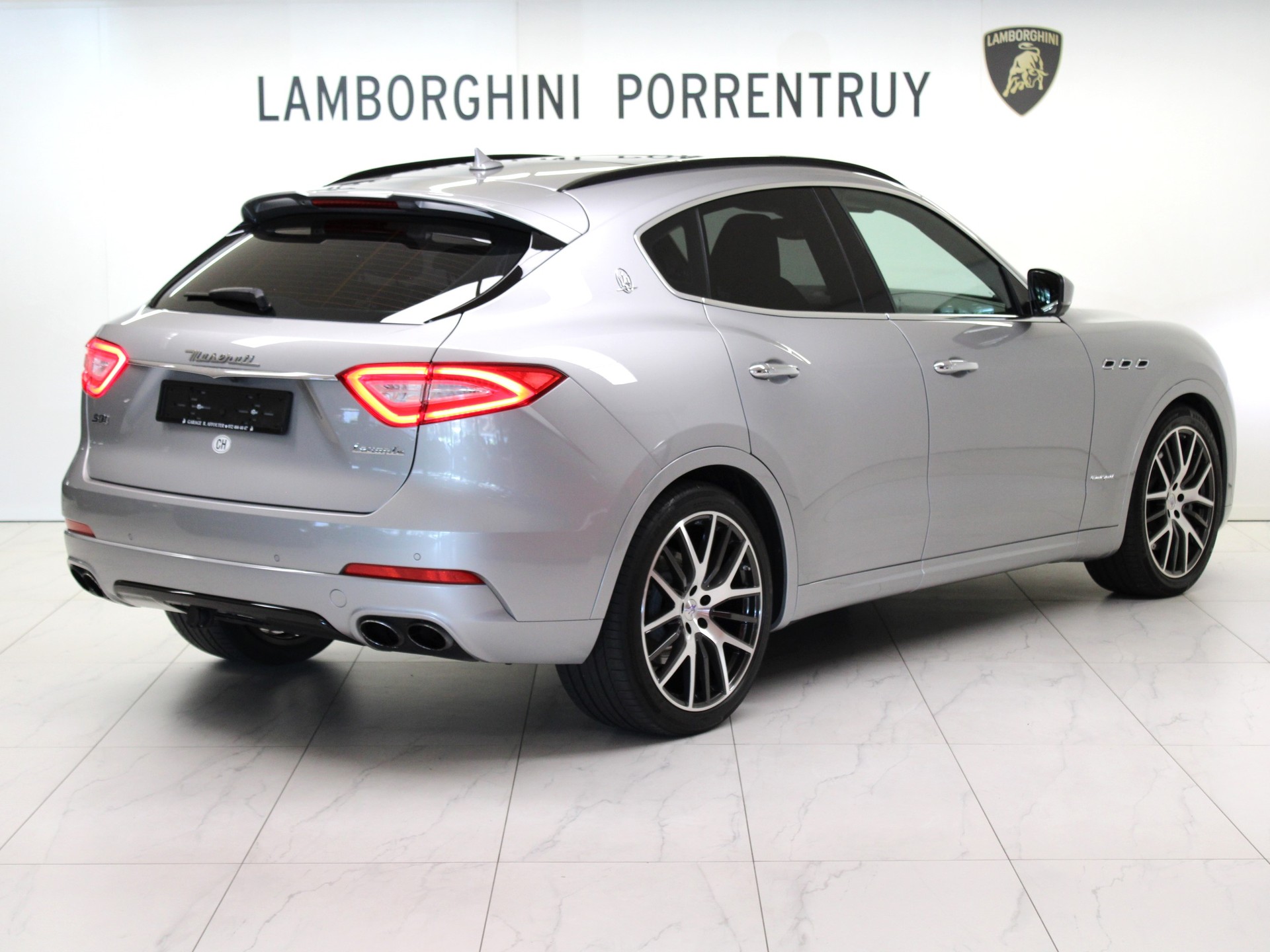 MASERATI Levante S 3.0 V6 Automatica-image-2