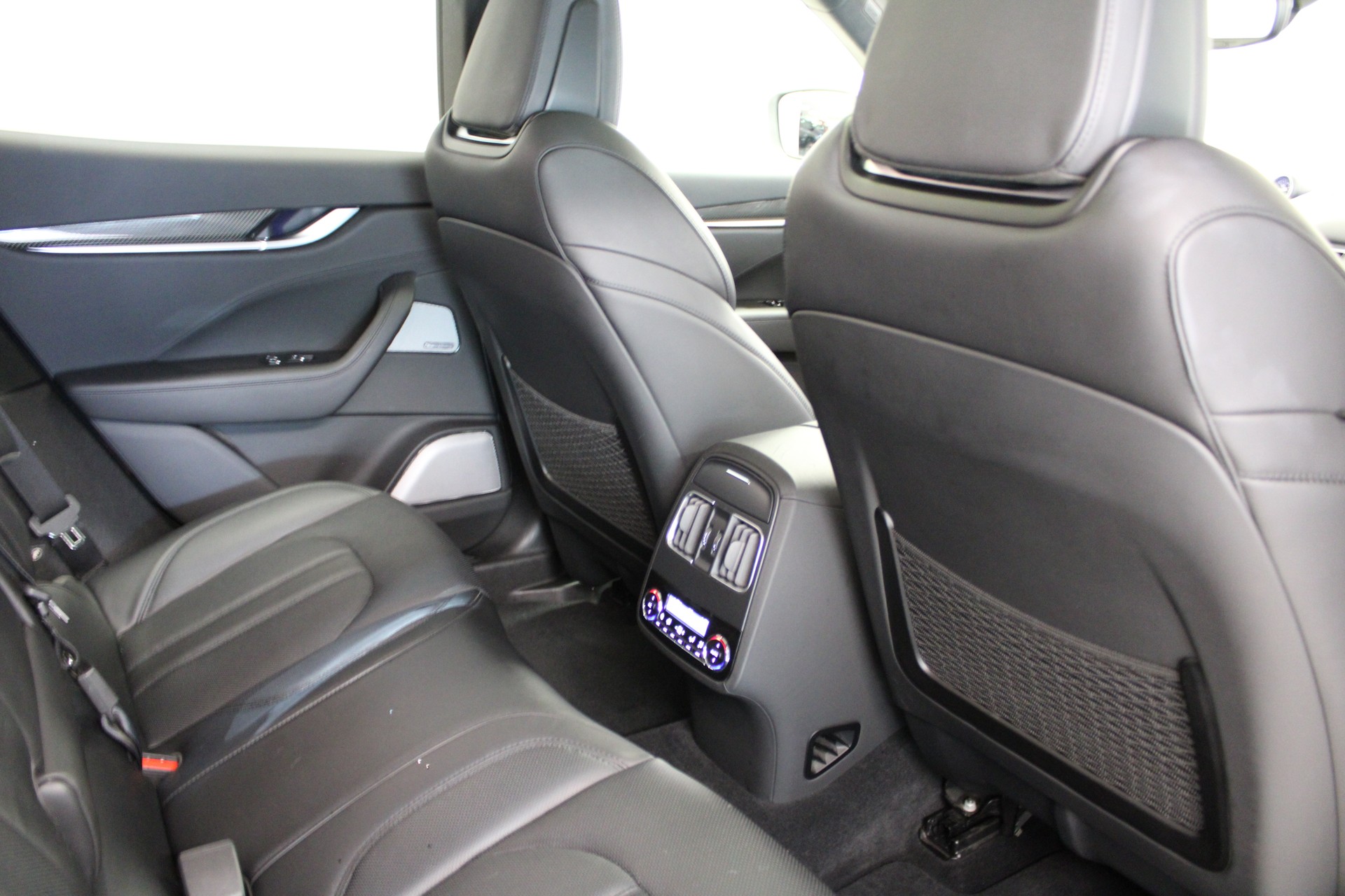 MASERATI Levante S 3.0 V6 Automatica-image-8