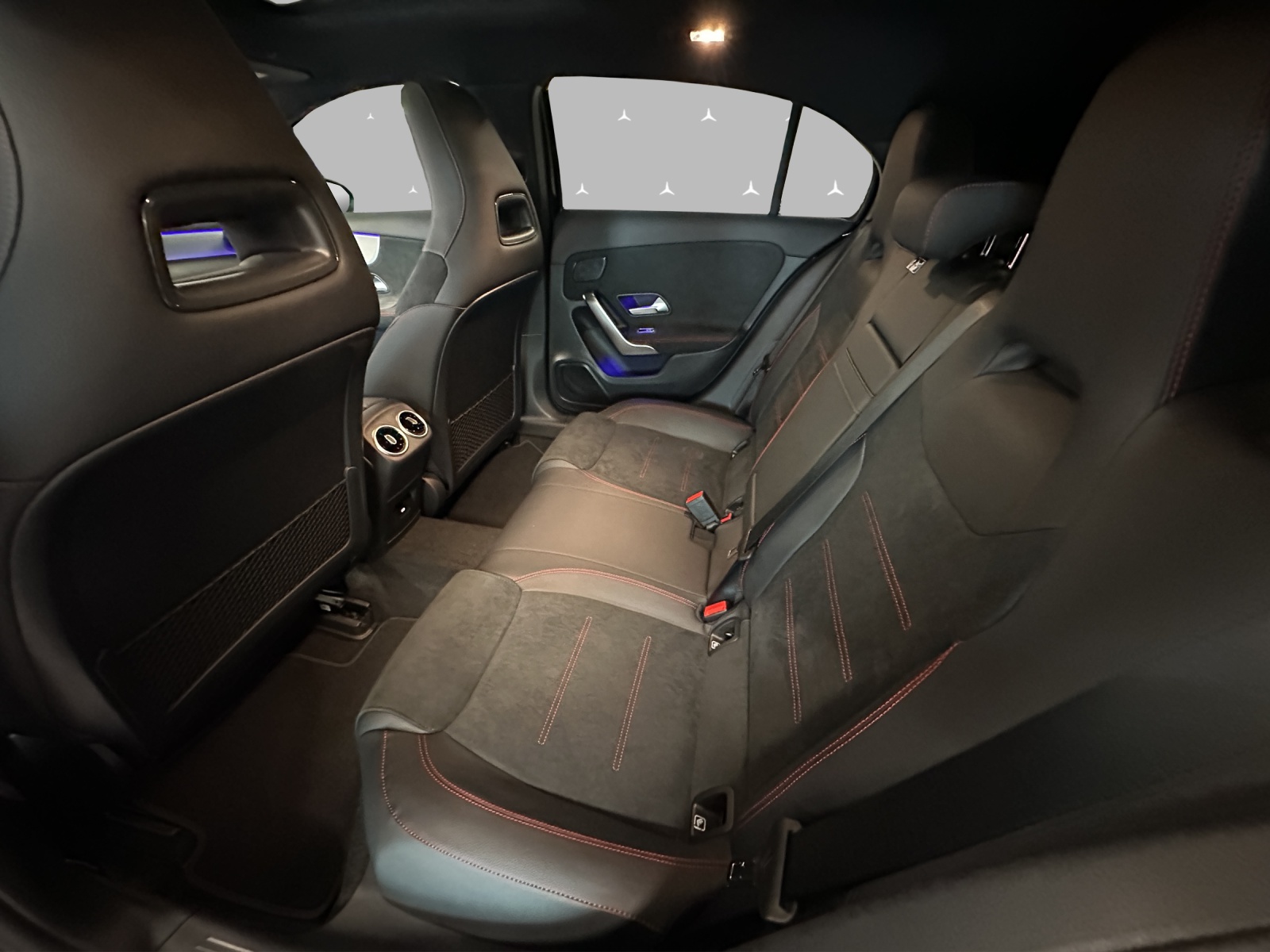 MERCEDES-BENZ A 250 e EQ Star 8G-DCT-image-10