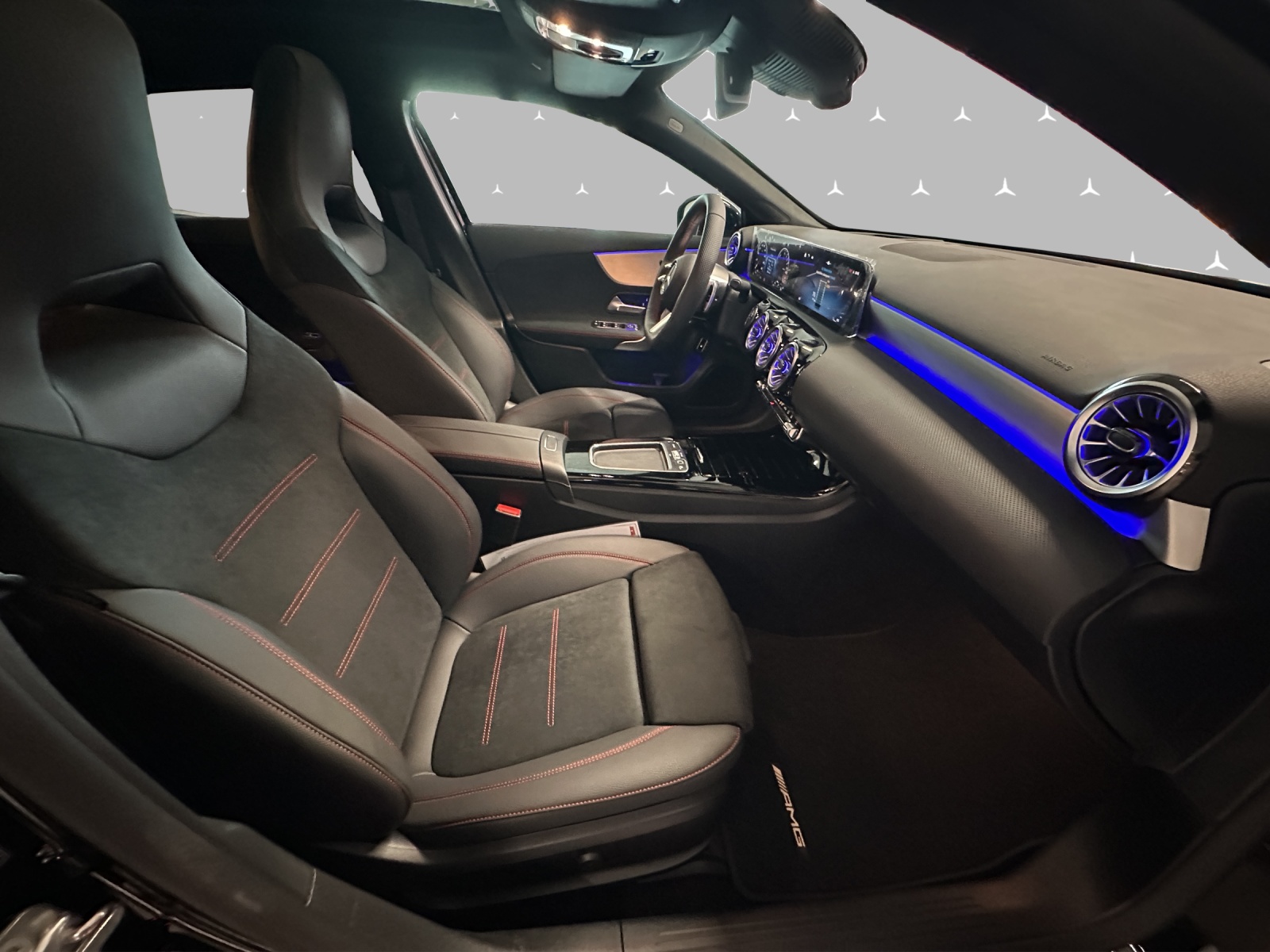 MERCEDES-BENZ A 250 e EQ Star 8G-DCT-image-11
