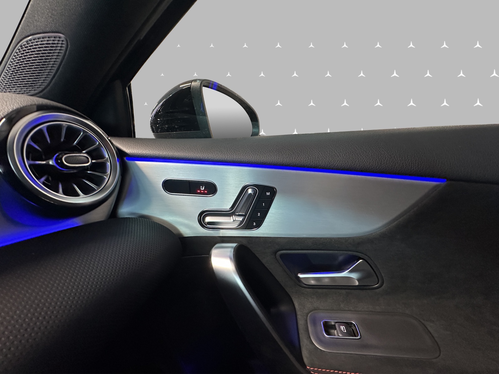 MERCEDES-BENZ A 250 e EQ Star 8G-DCT-image-15
