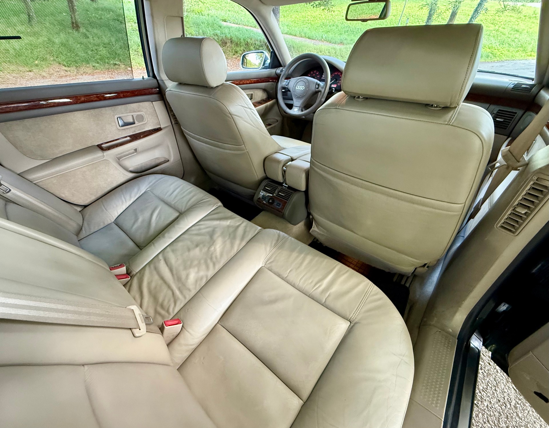 AUDI S8 4.2 quattro-image-29
