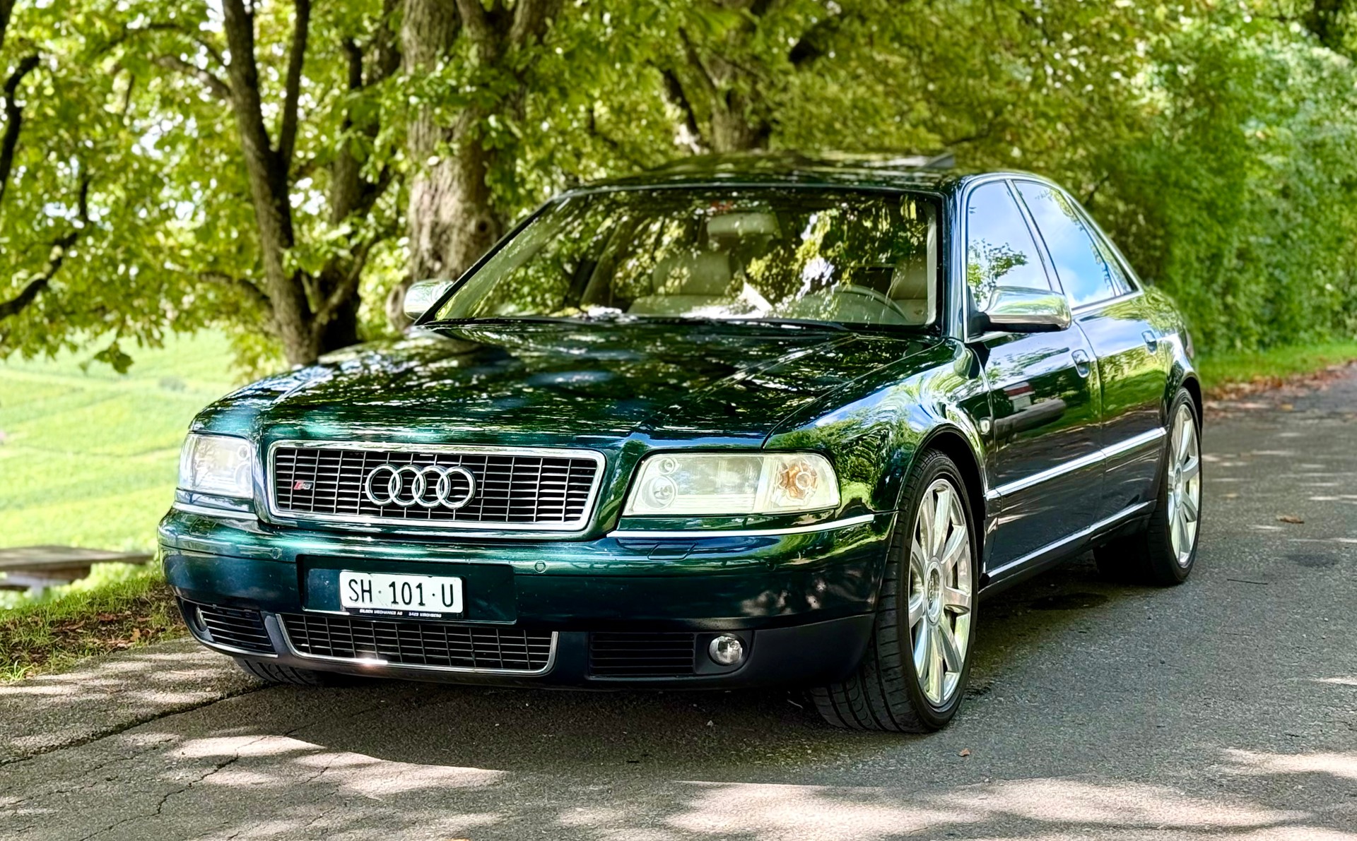 AUDI S8 4.2 quattro-showroom-element-3