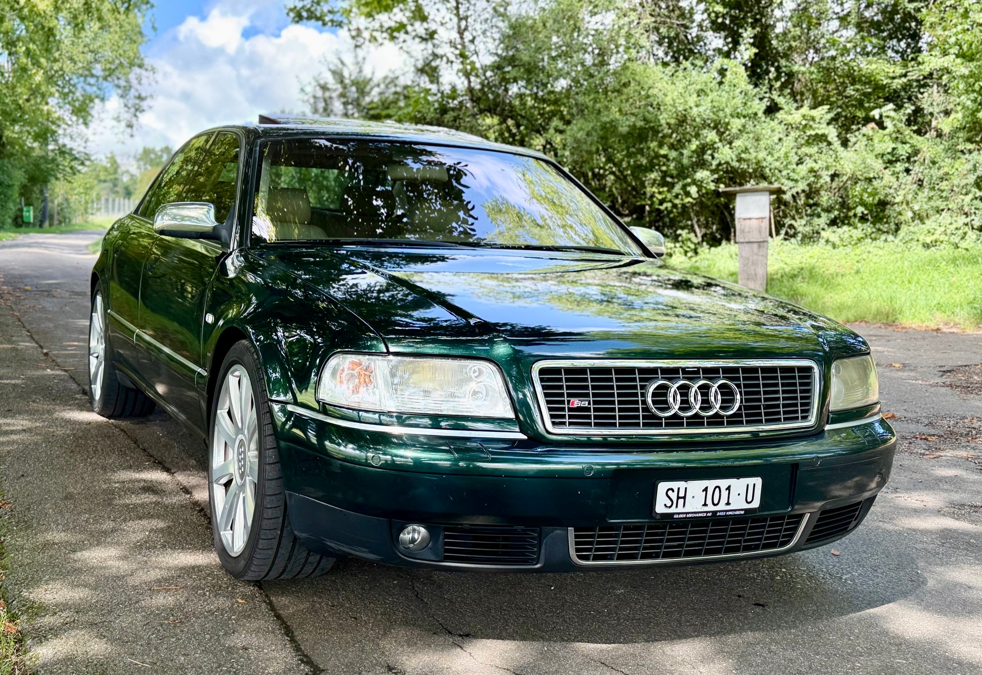 AUDI S8 4.2 quattro-image-7