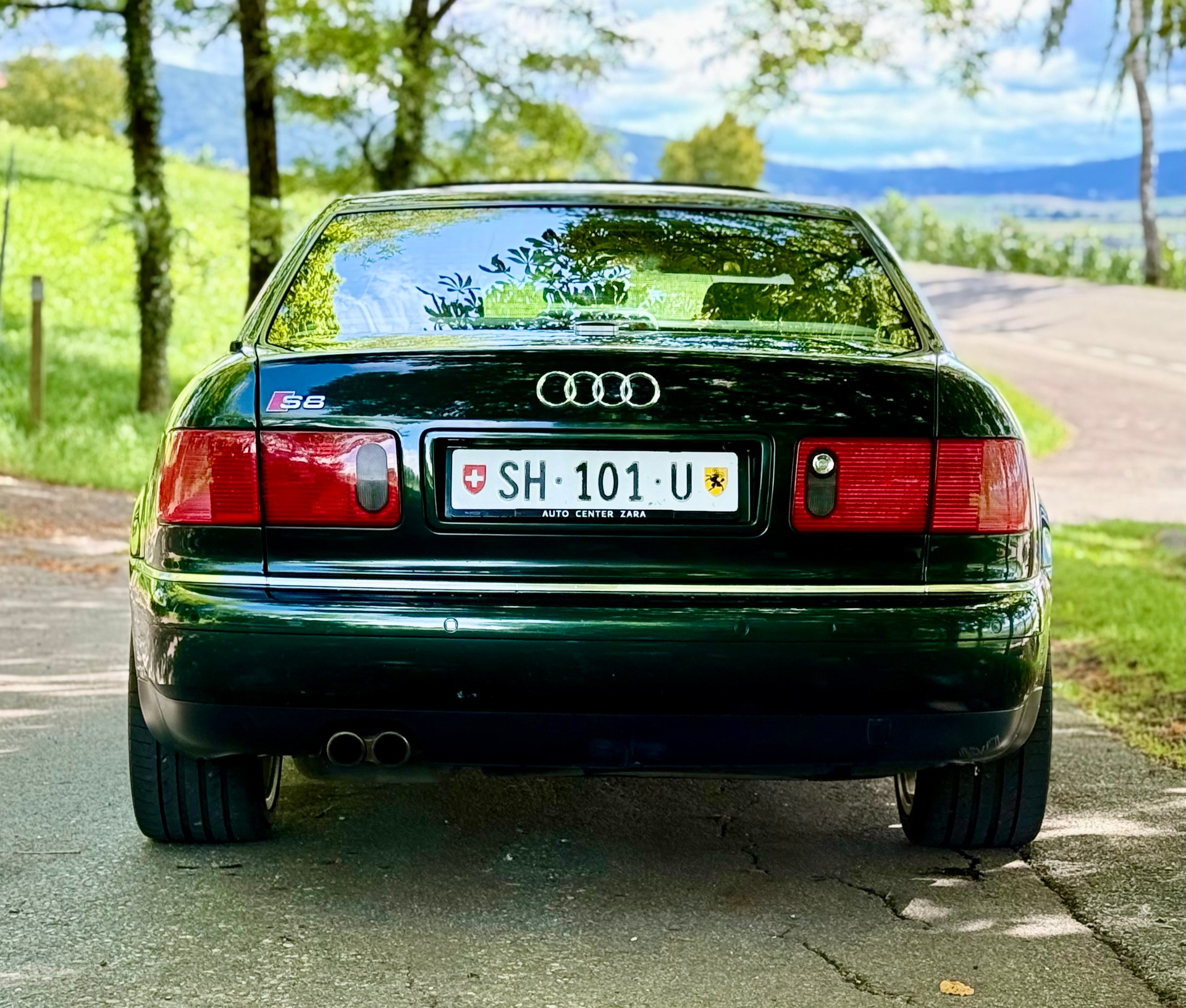 AUDI S8 4.2 quattro-image-17