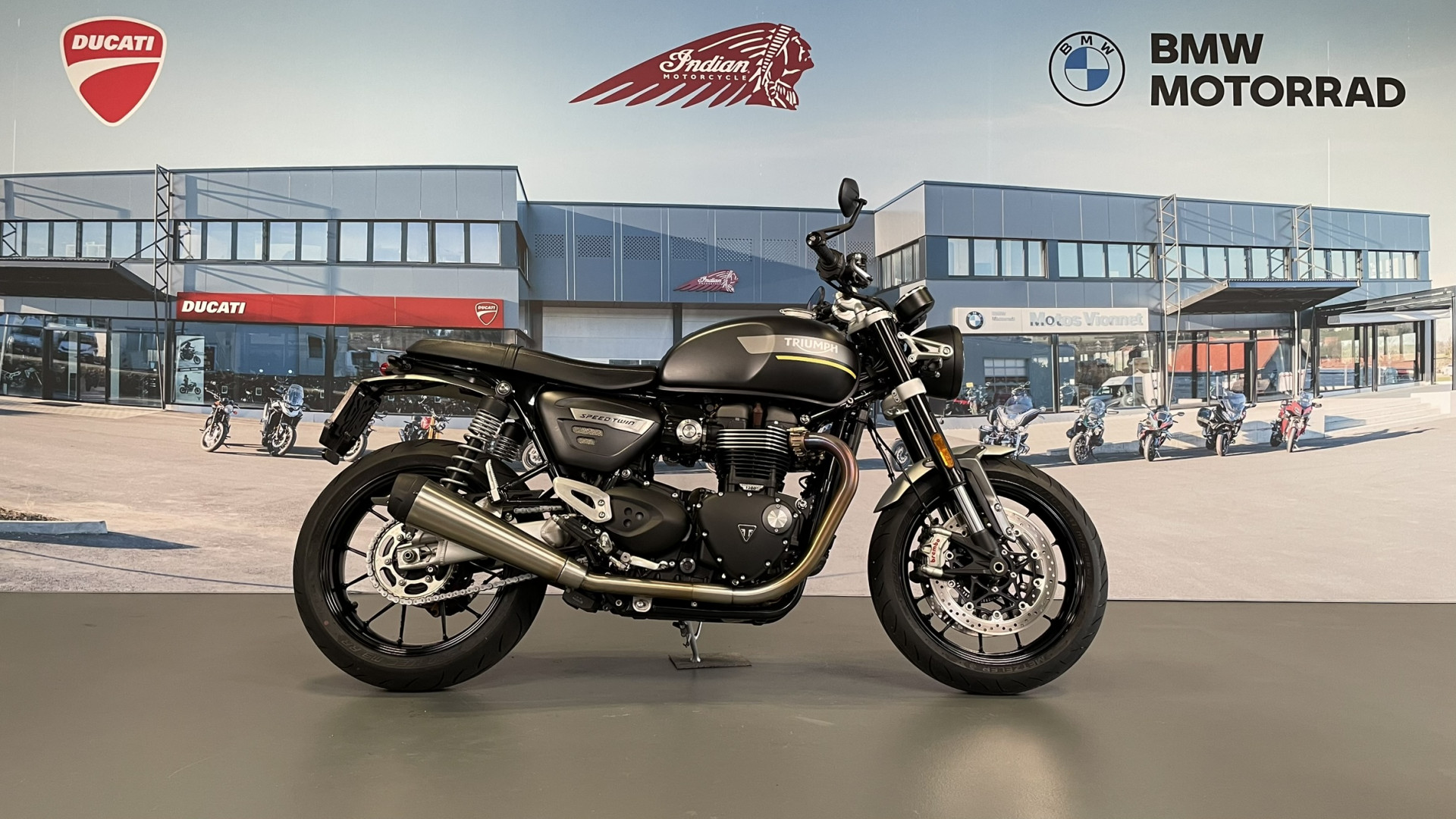 TRIUMPH Speed Twin 1200-image-5