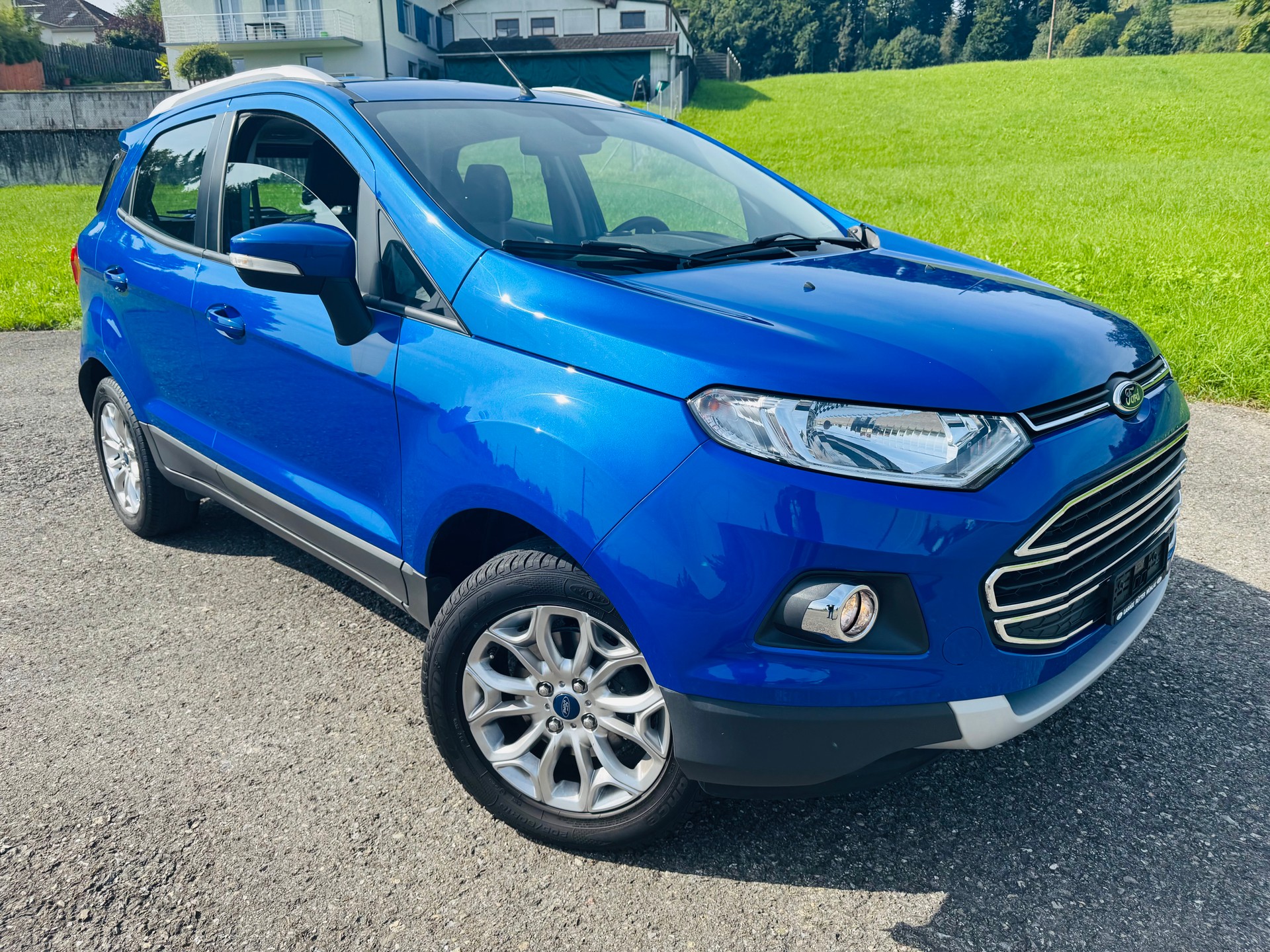 FORD EcoSport 1.0 SCTi Titanium-image-1