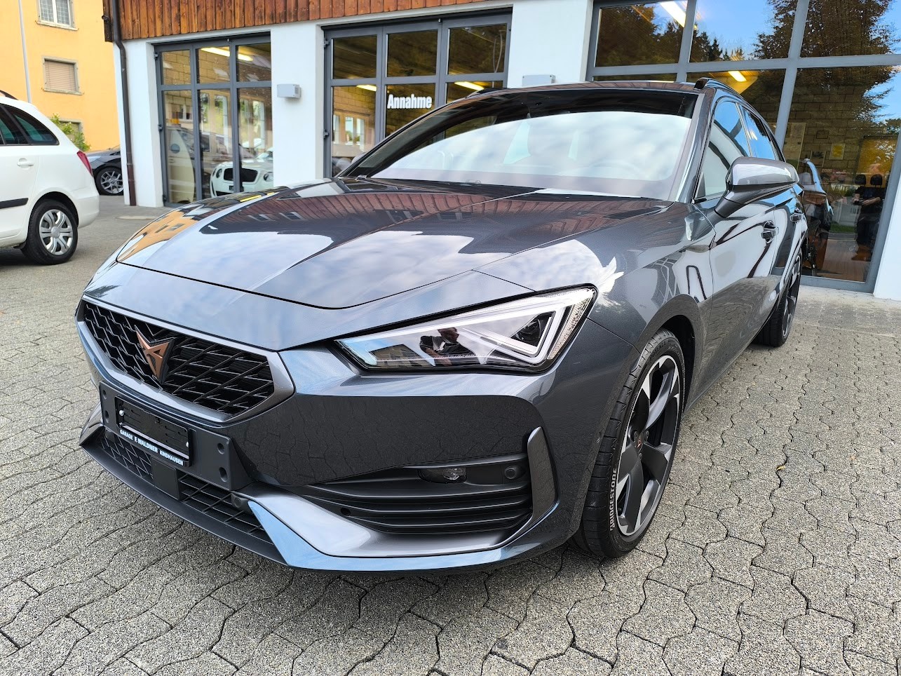 Car photo