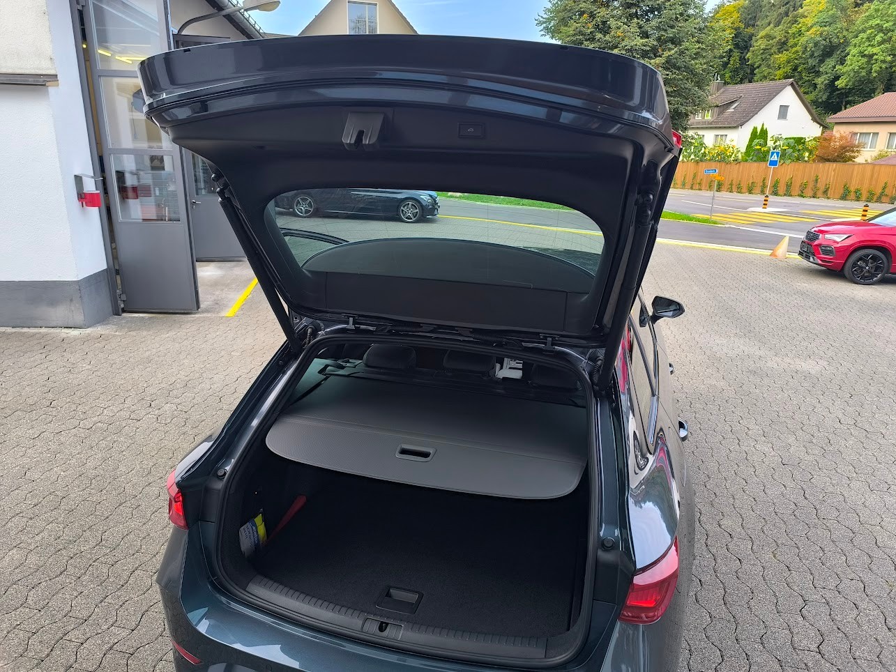 CUPRA LEON ST 2.0 TSI DSG-image-6