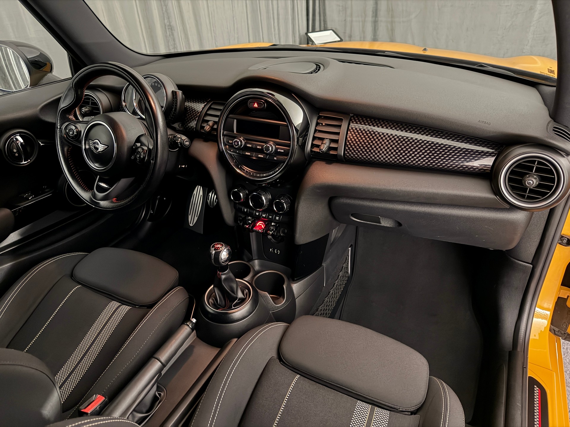 MINI Cooper S-image-6
