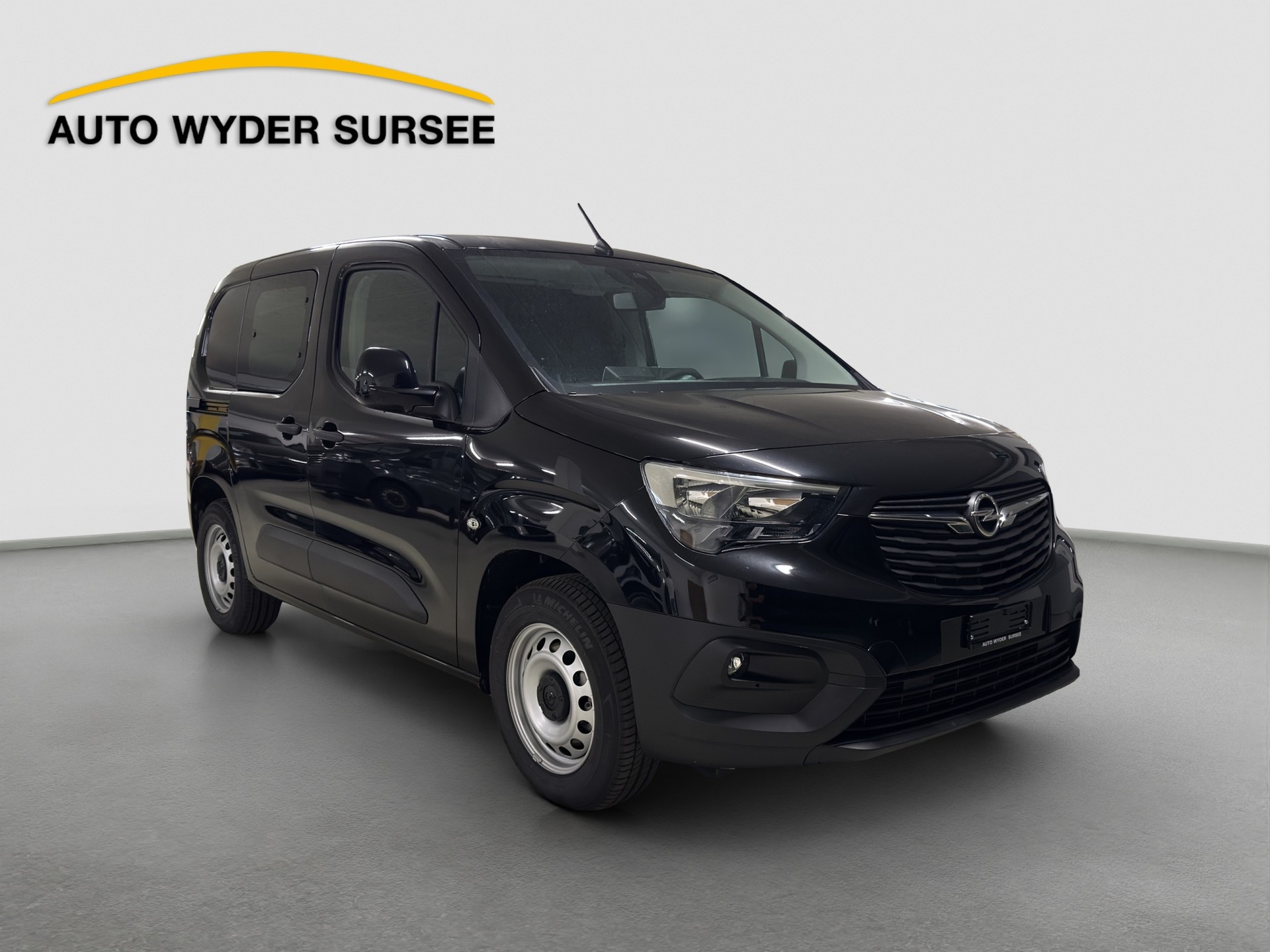 OPEL Combo-e Cargo 2.4 t Electric-image-7