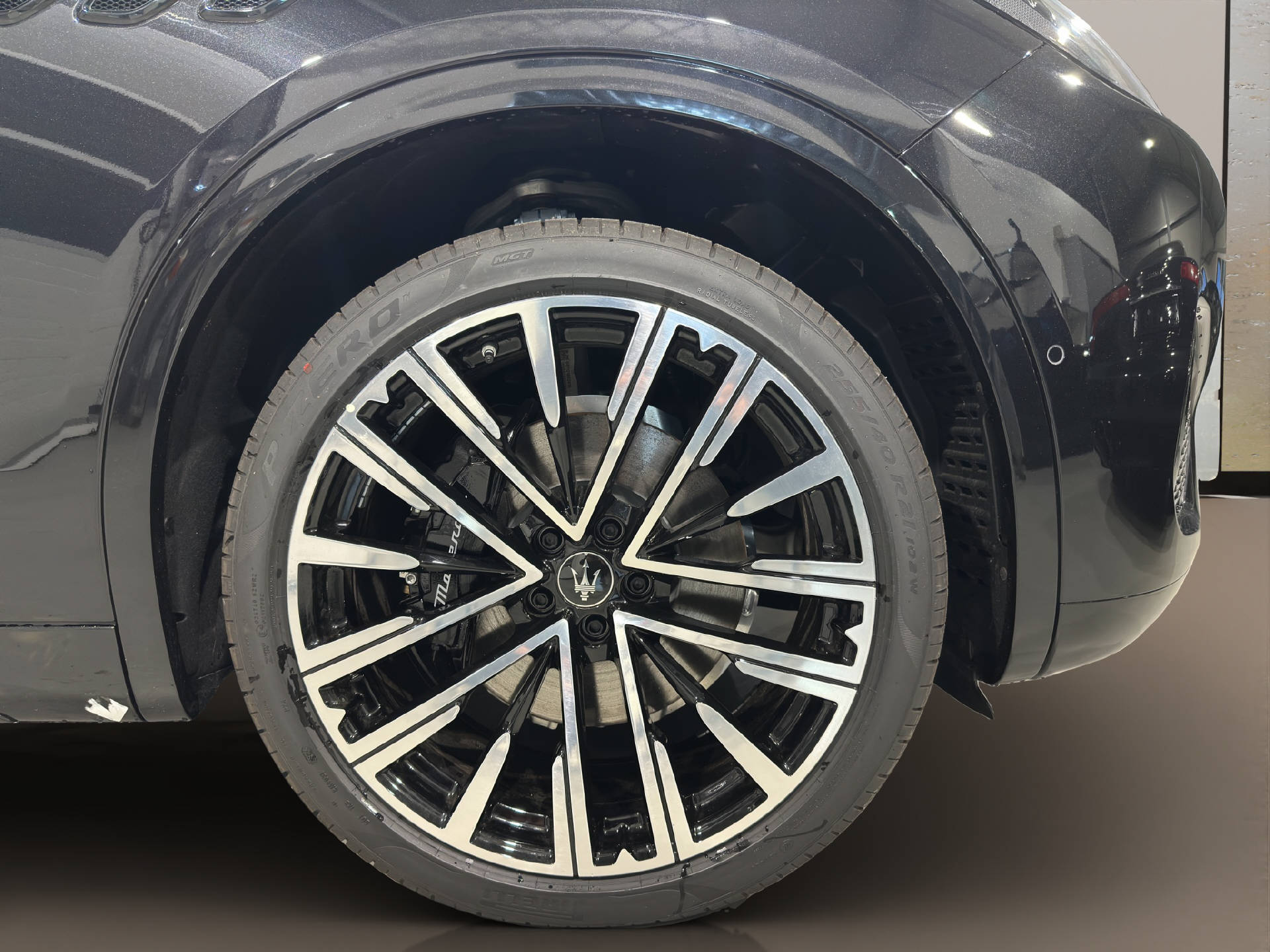 MASERATI Grecale 2.0 Hybrid Modena-image-18