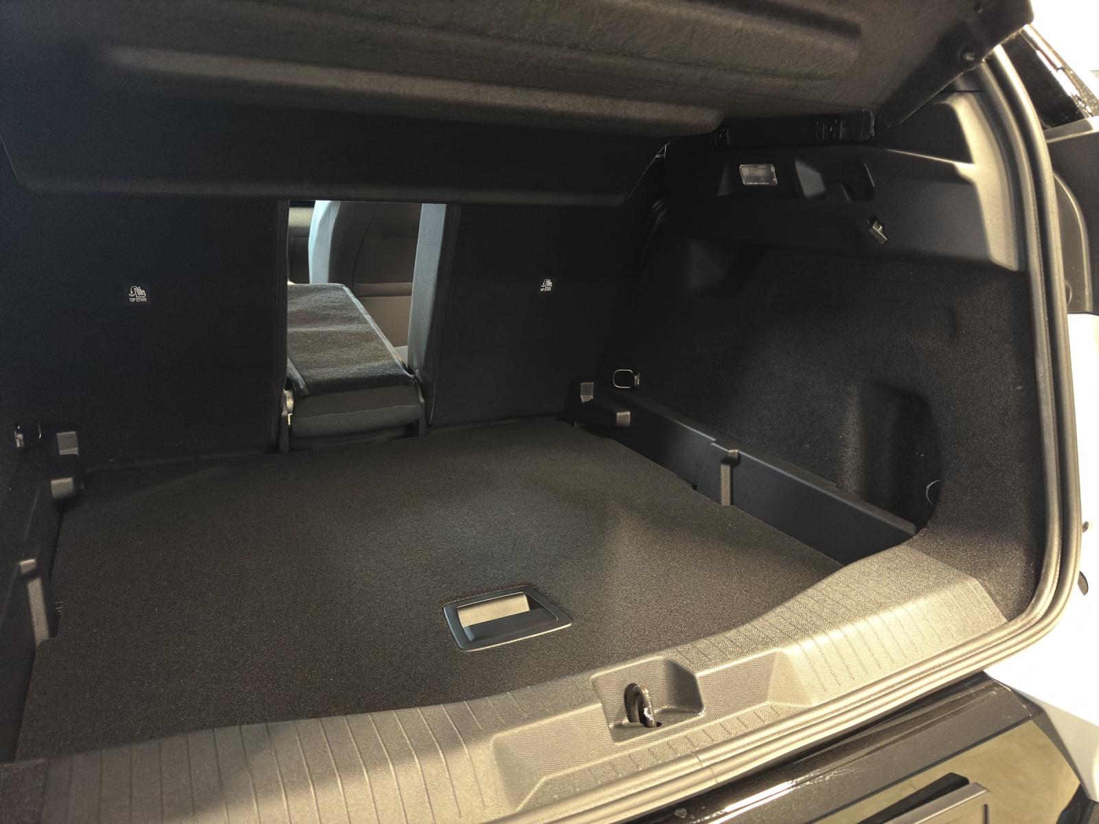 CITROEN C5 Aircross 1.2 Hybrid Plus-image-16