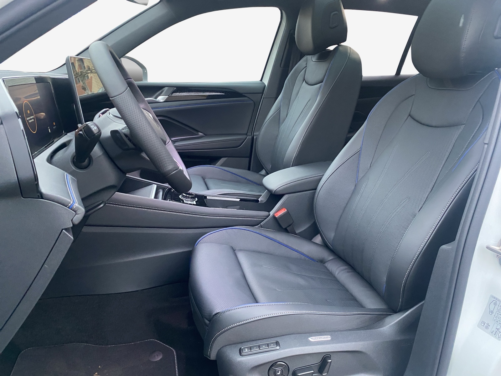 VW Tiguan 2.0 TSI DSG R-Line 4Motion-image-7