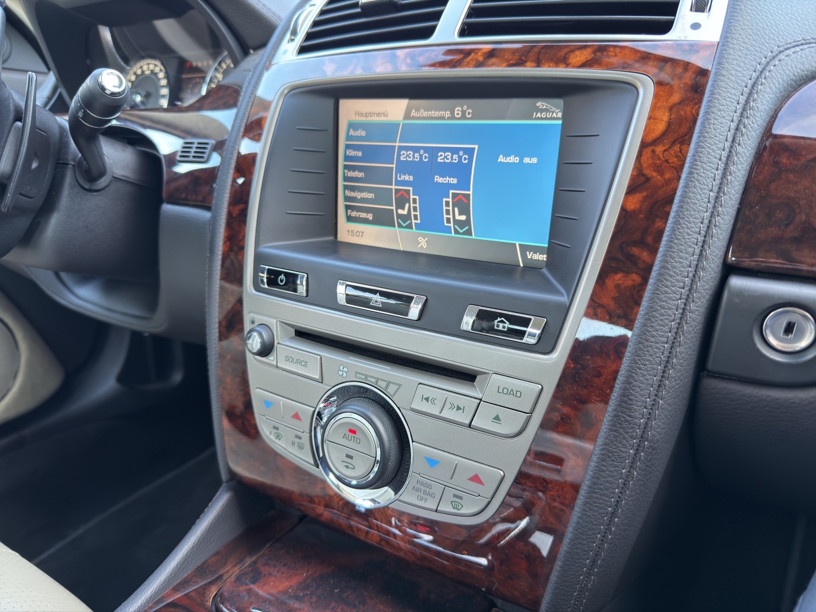 JAGUAR XK 5.0 V8 Automatic-image-12