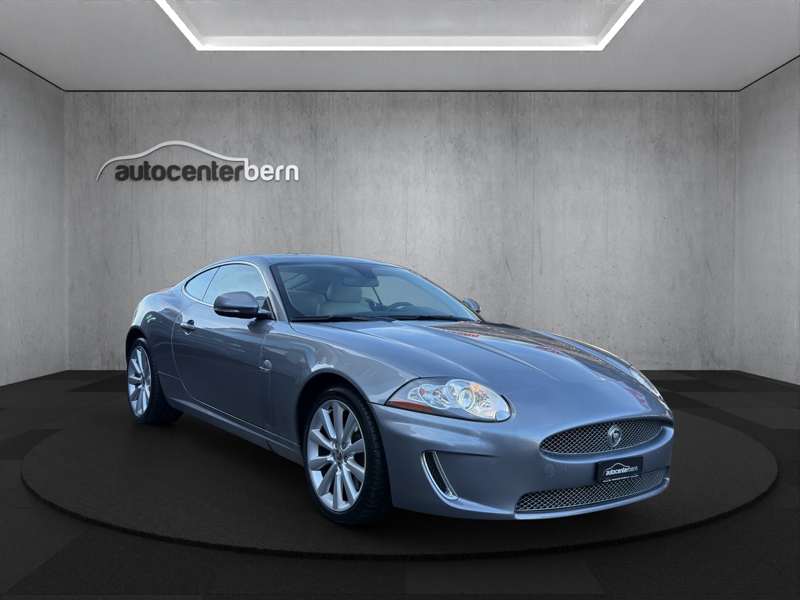 JAGUAR XK 5.0 V8 Automatic-image-0