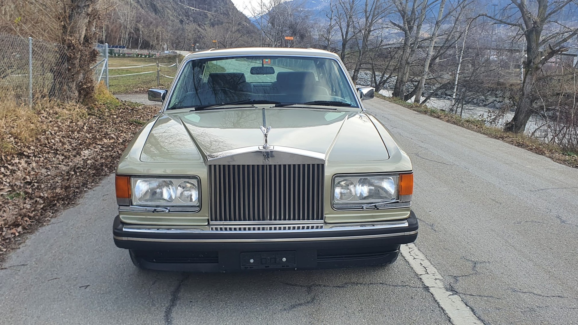 ROLLS-ROYCE Silver Spur-image-6