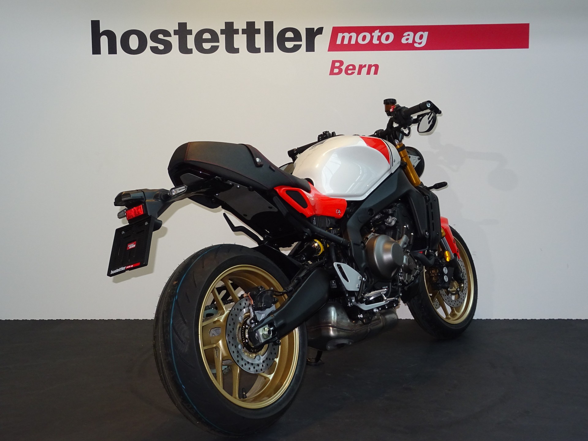 YAMAHA XSR 900 35 kW-showroom-element-2
