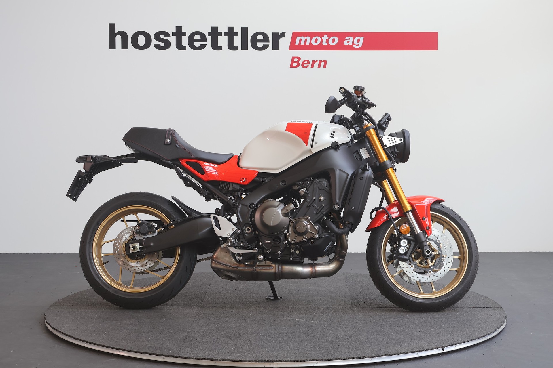 YAMAHA XSR 900 35 kW-showroom-element-1