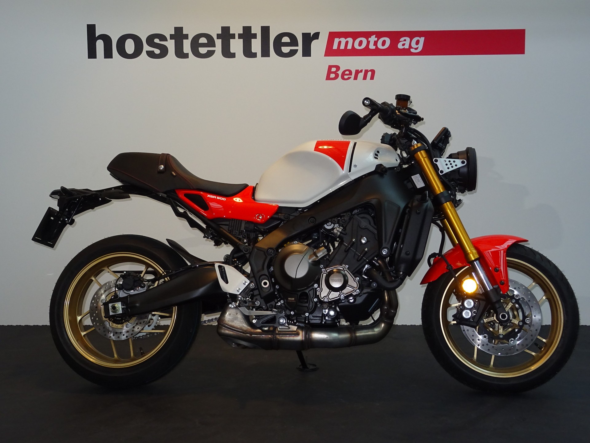 YAMAHA XSR 900 35 kW-showroom-element-1