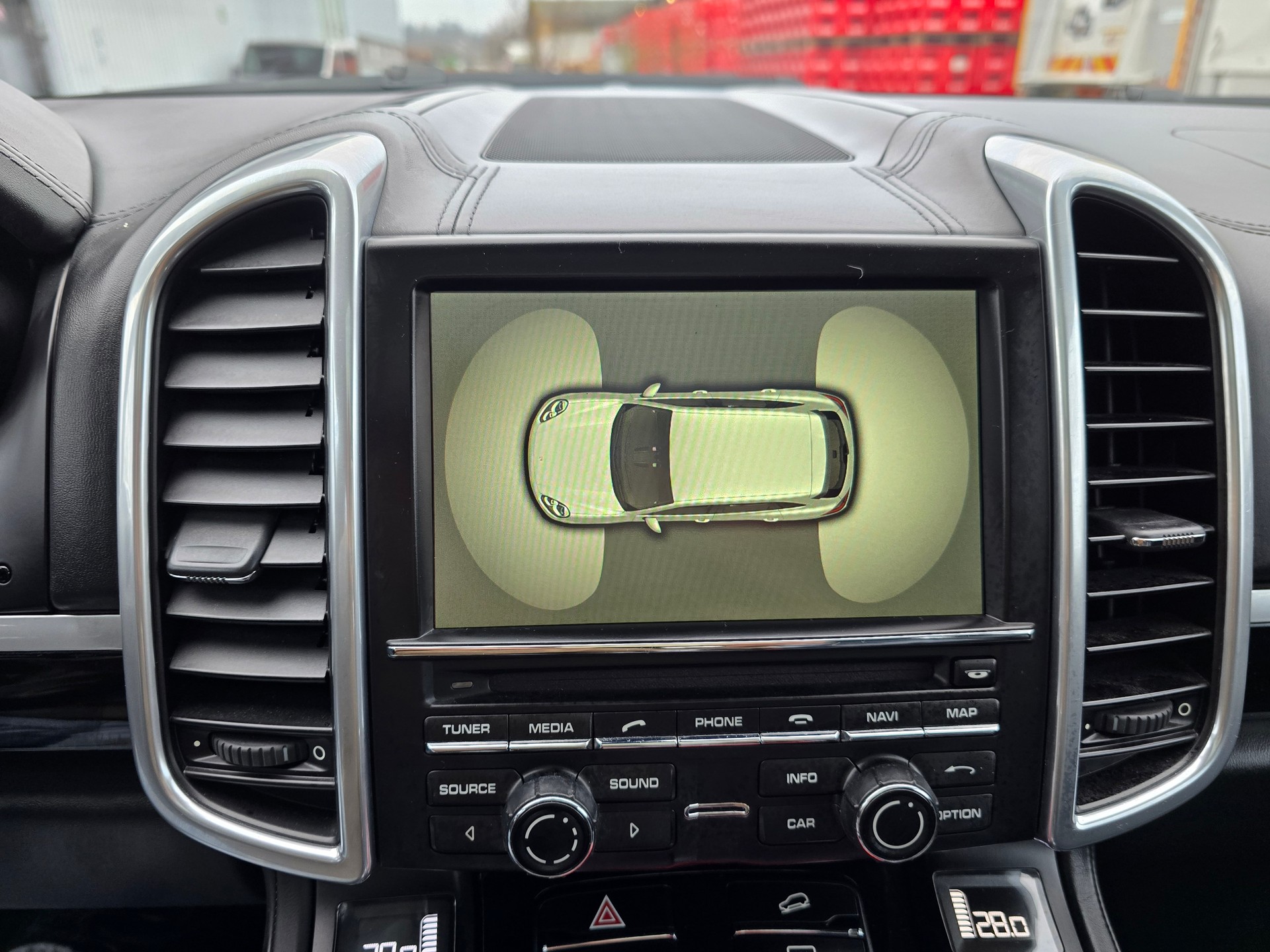 PORSCHE Cayenne S E-Hybrid Platinum-Edition-image-24