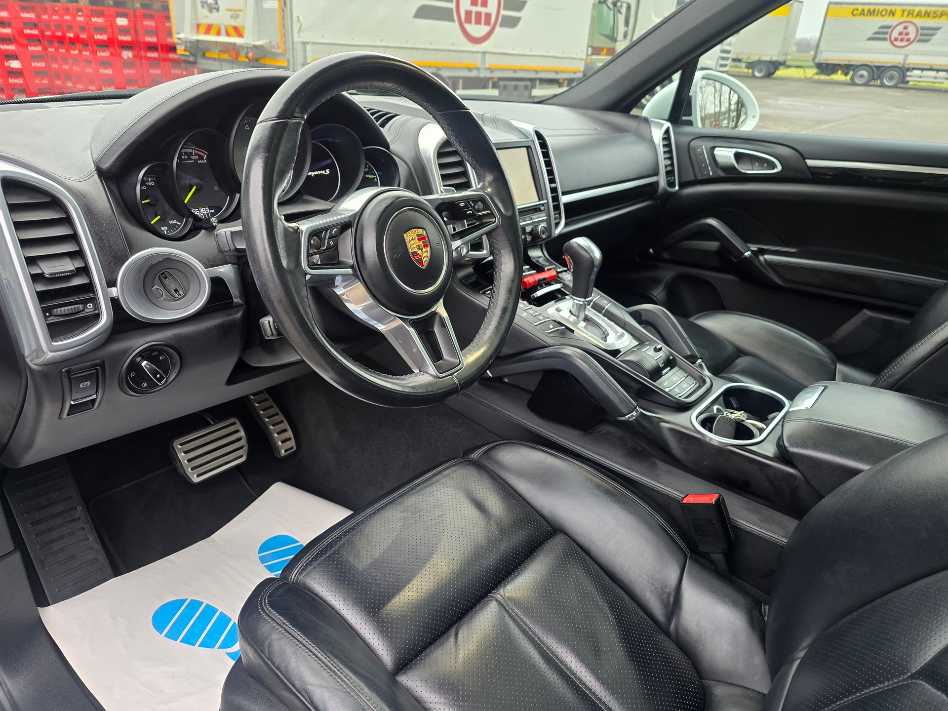 PORSCHE Cayenne S E-Hybrid Platinum-Edition-image-13