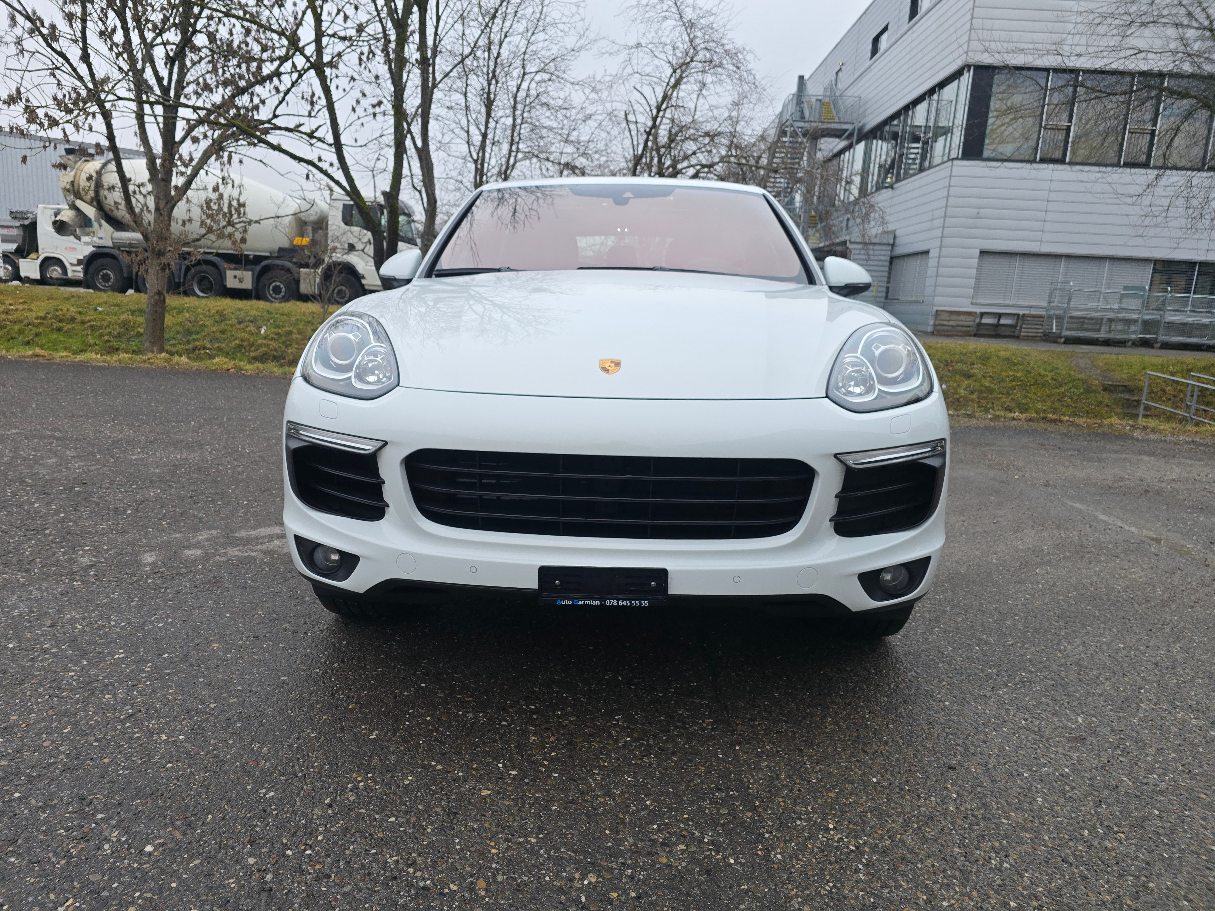 Car photo