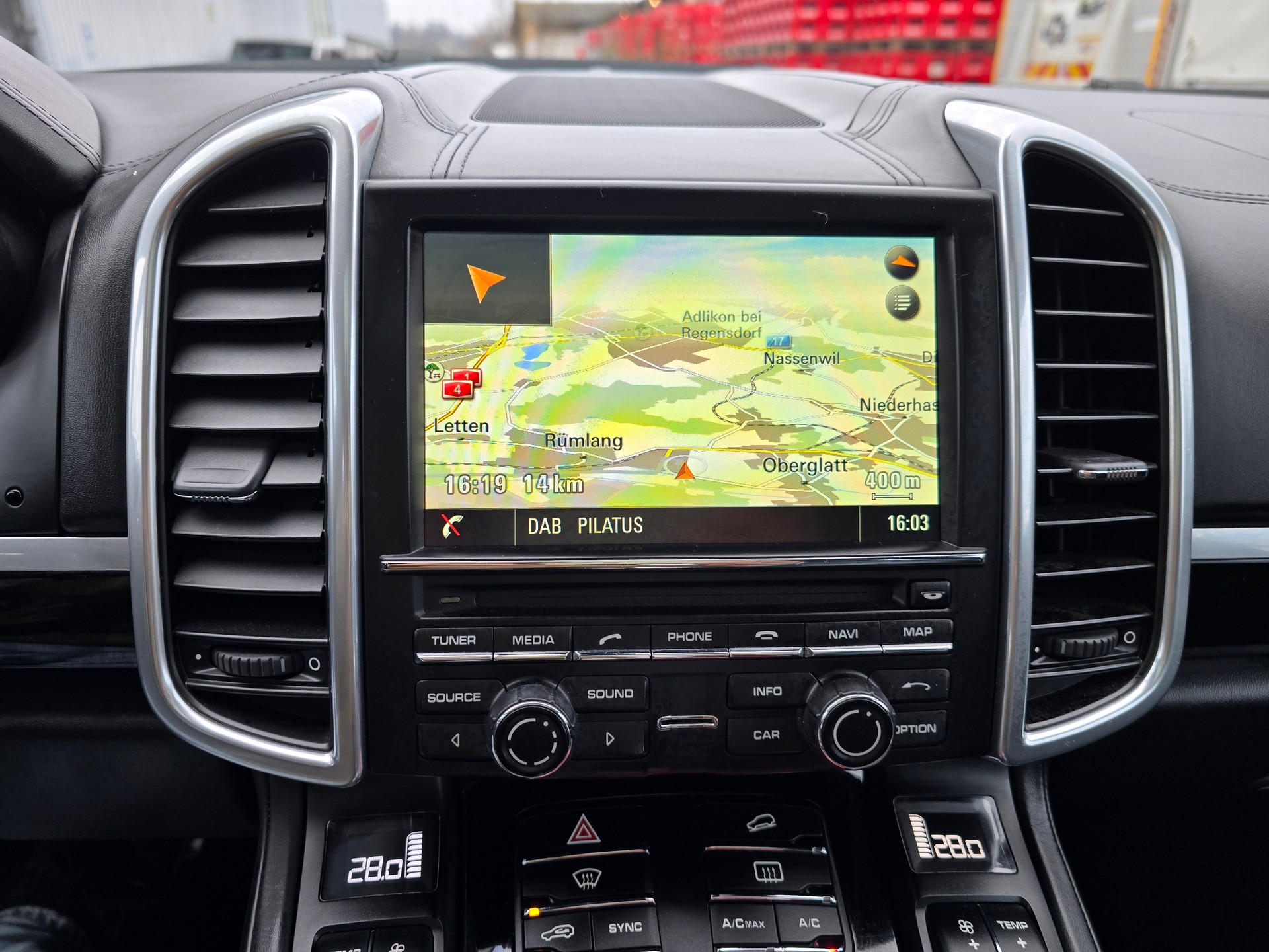 PORSCHE Cayenne S E-Hybrid Platinum-Edition-image-23