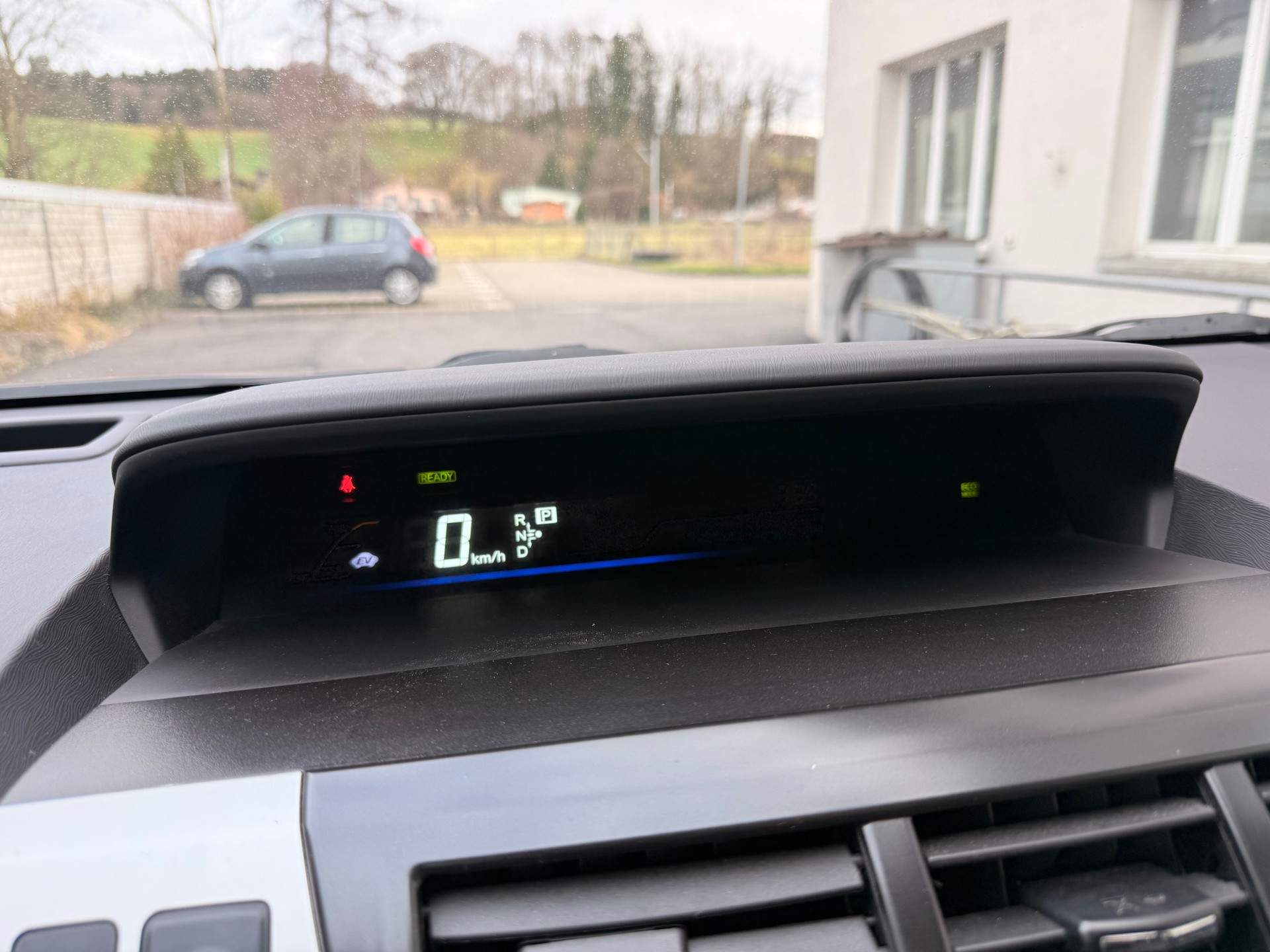 TOYOTA Prius+ 1.8 VVT-i HSD Sol Premium-image-10