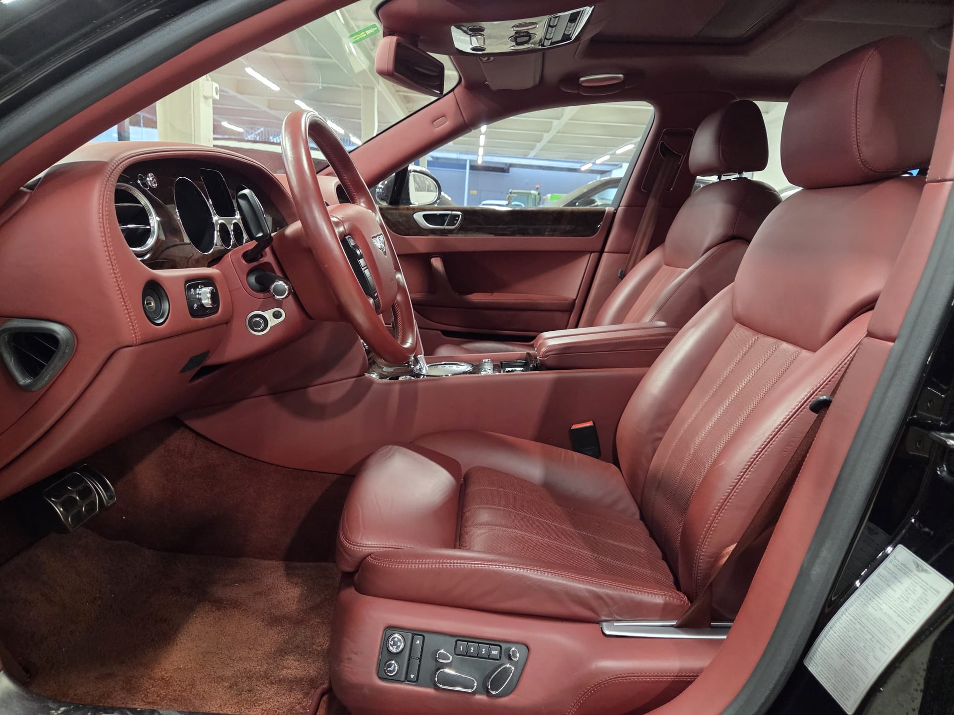 BENTLEY Continental Flying Spur 6.0-image-8