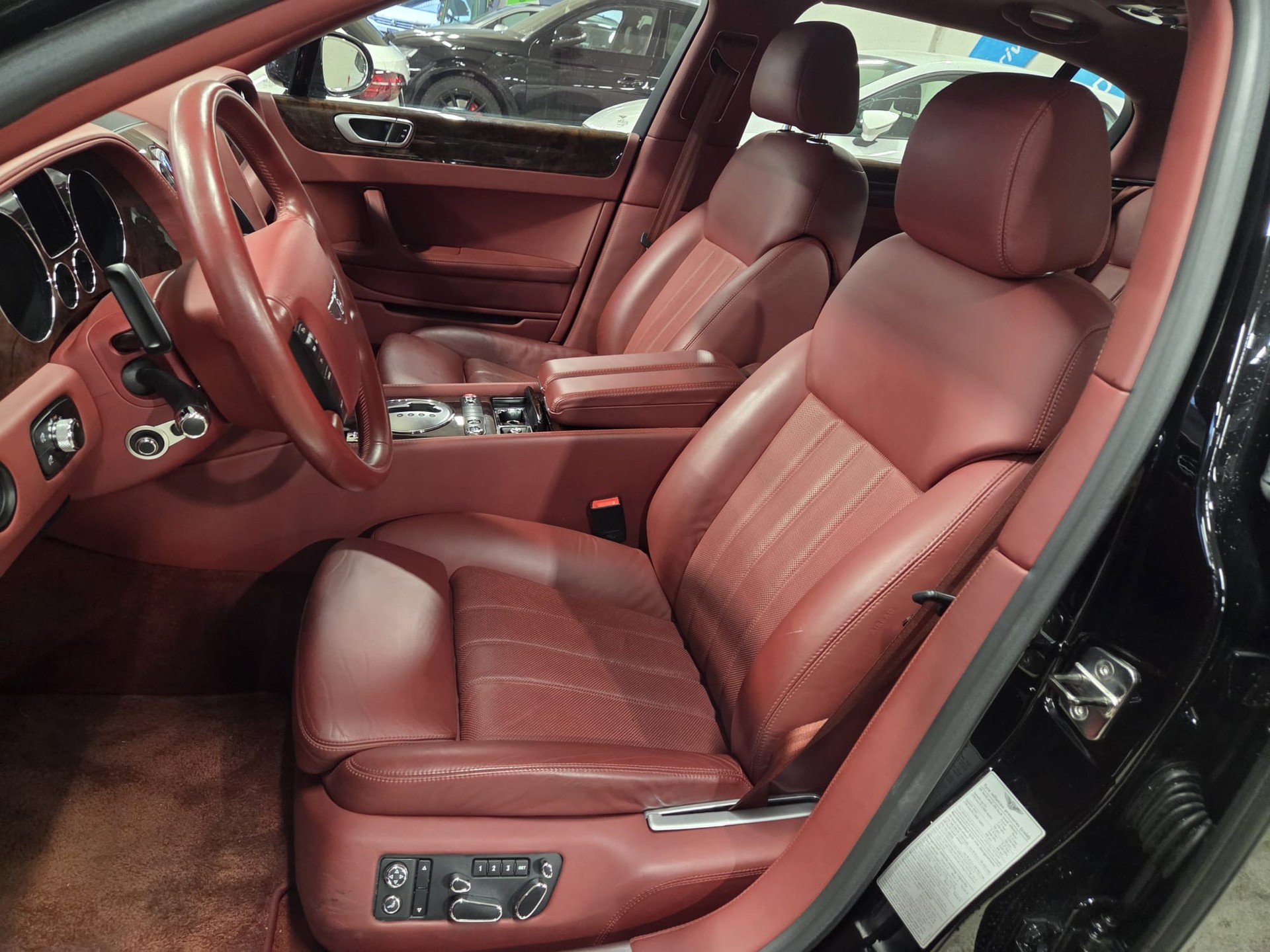 BENTLEY Continental Flying Spur 6.0-image-9