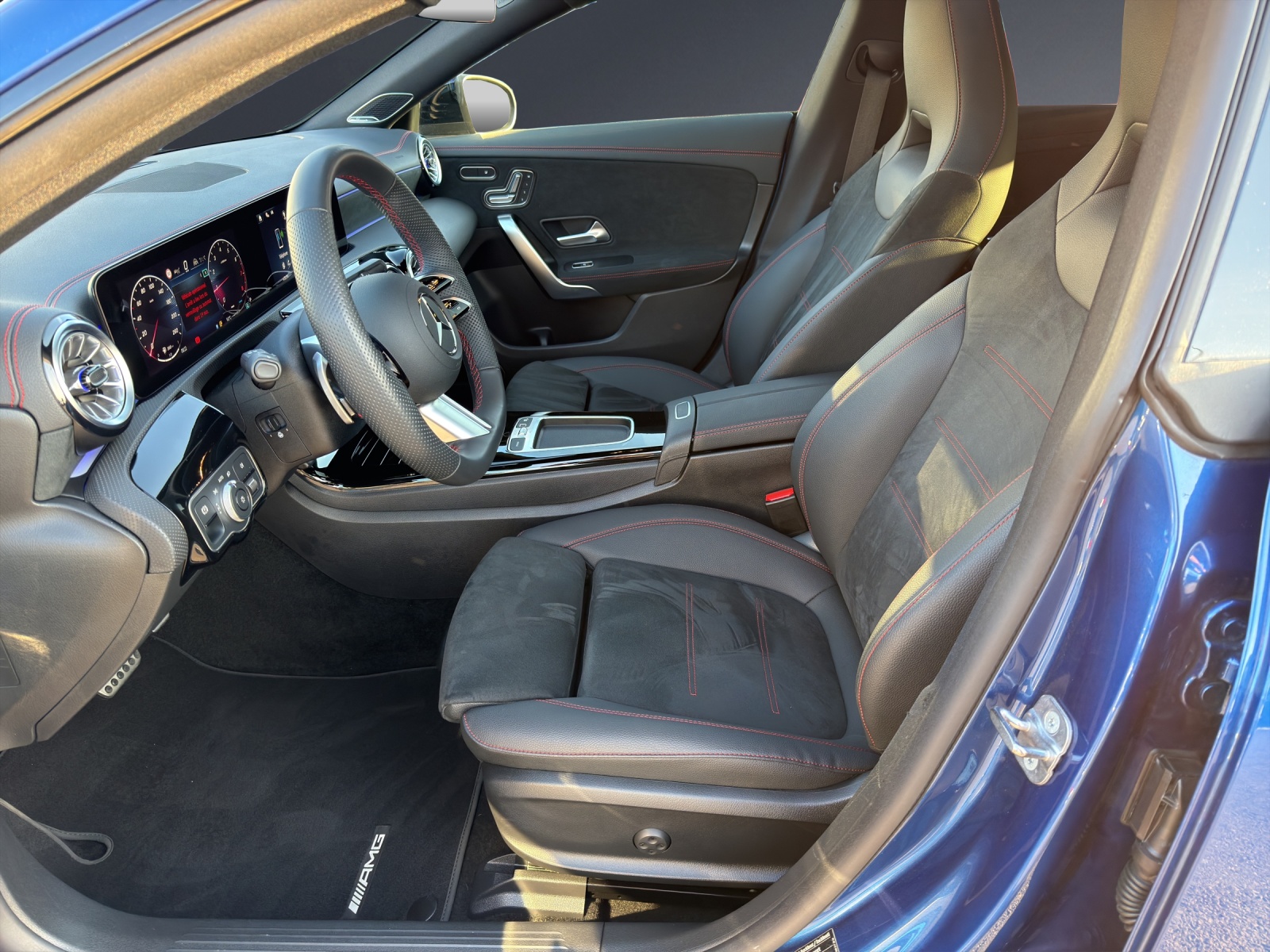 Image MERCEDES-BENZ CLA-250 CLA Shooting Brake 250 4Matic 8G-DCT