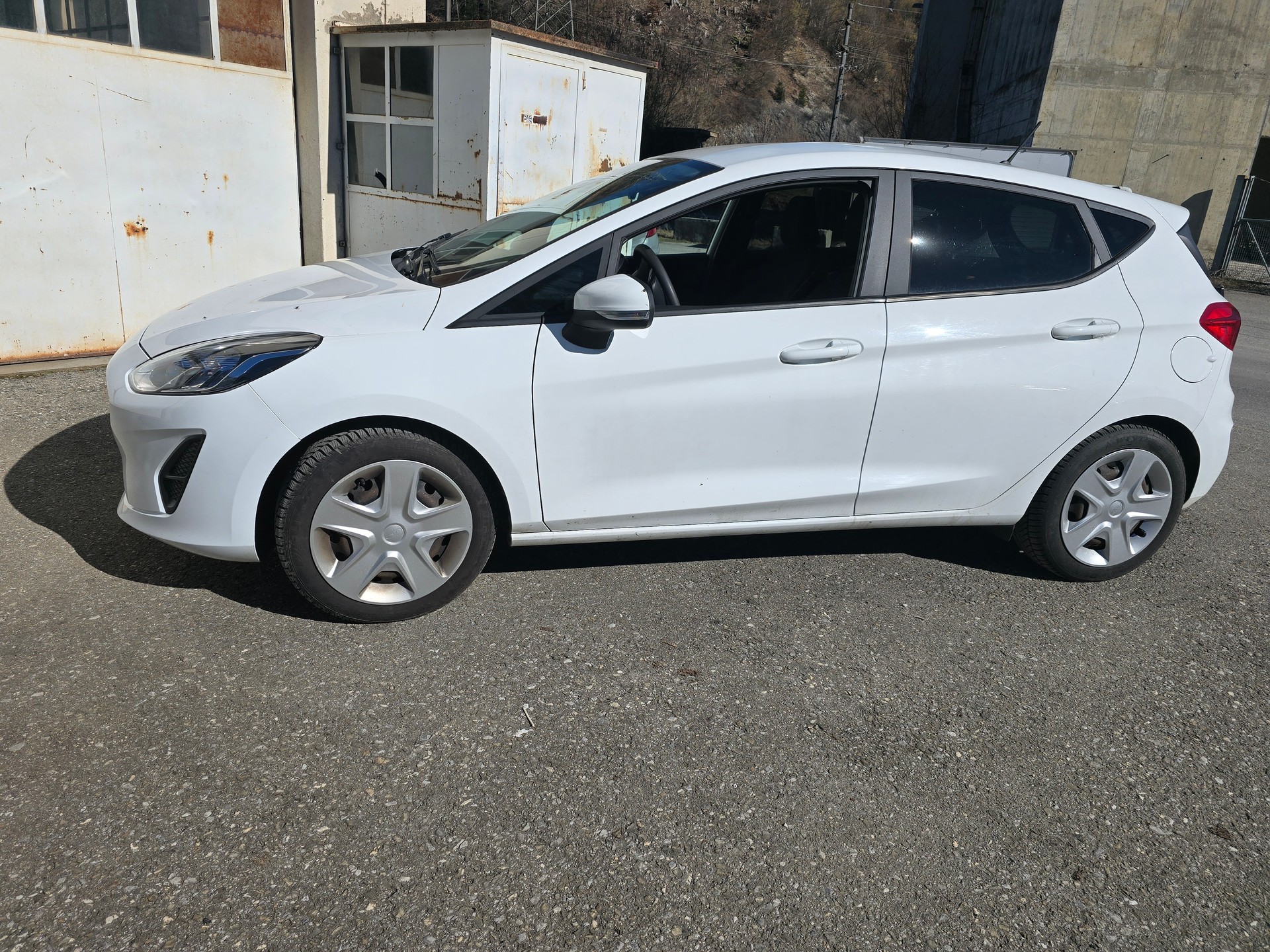 FORD Fiesta 1.0 SCTi Trend-image-1