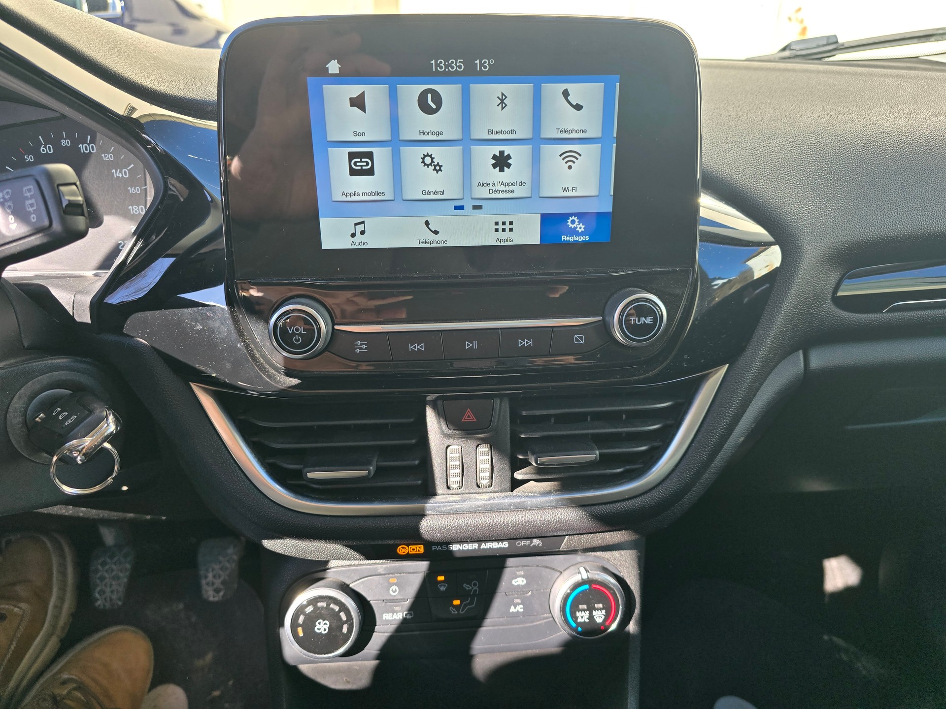 FORD Fiesta 1.0 SCTi Trend-image-10