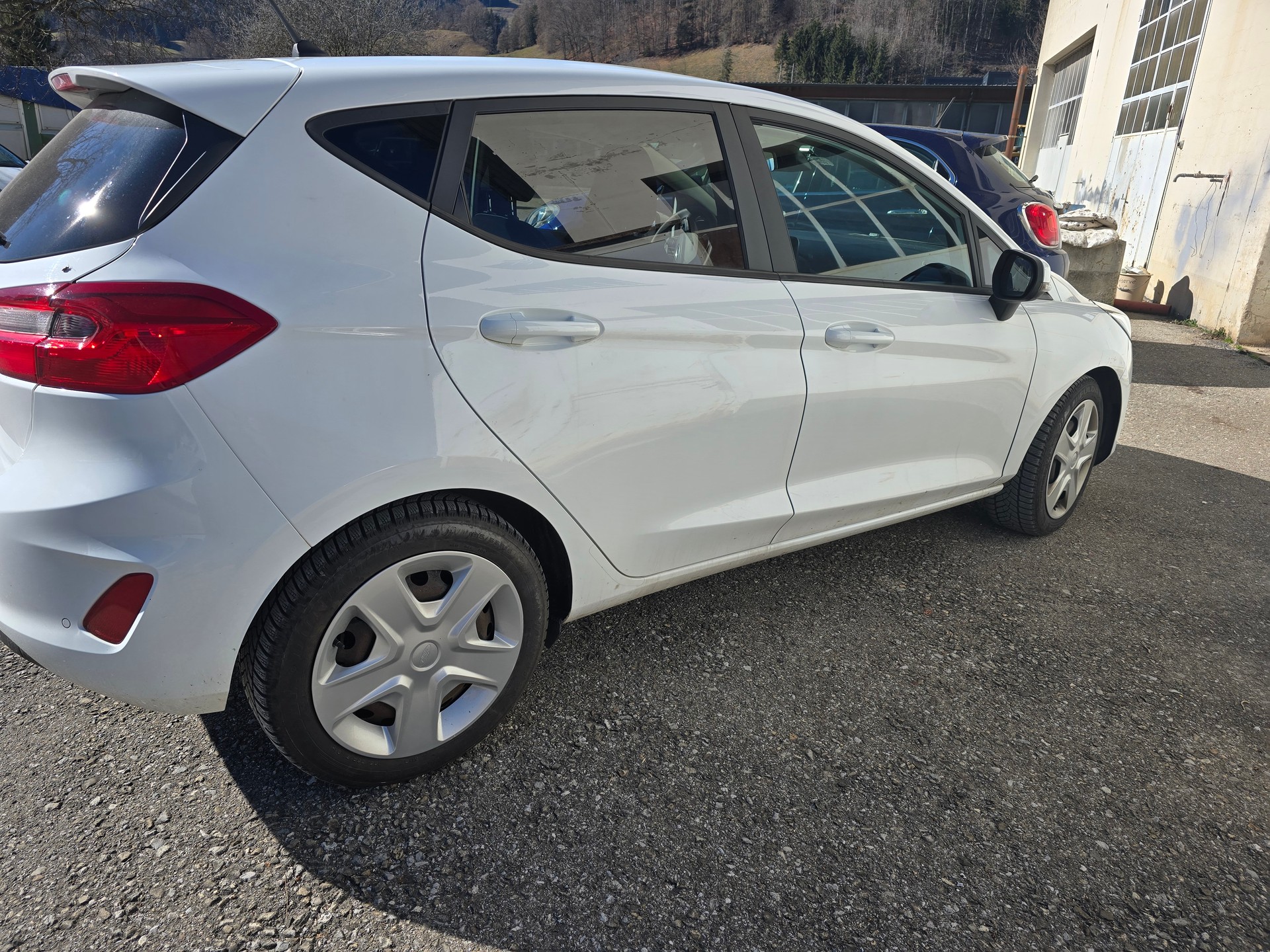 FORD Fiesta 1.0 SCTi Trend-image-3