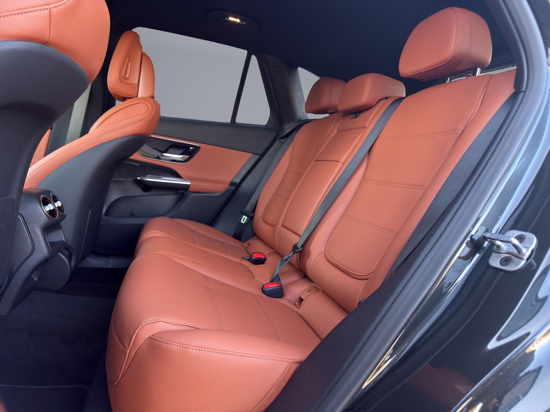 MERCEDES-BENZ GLC 220 d Avantgarde 4matic-image-13