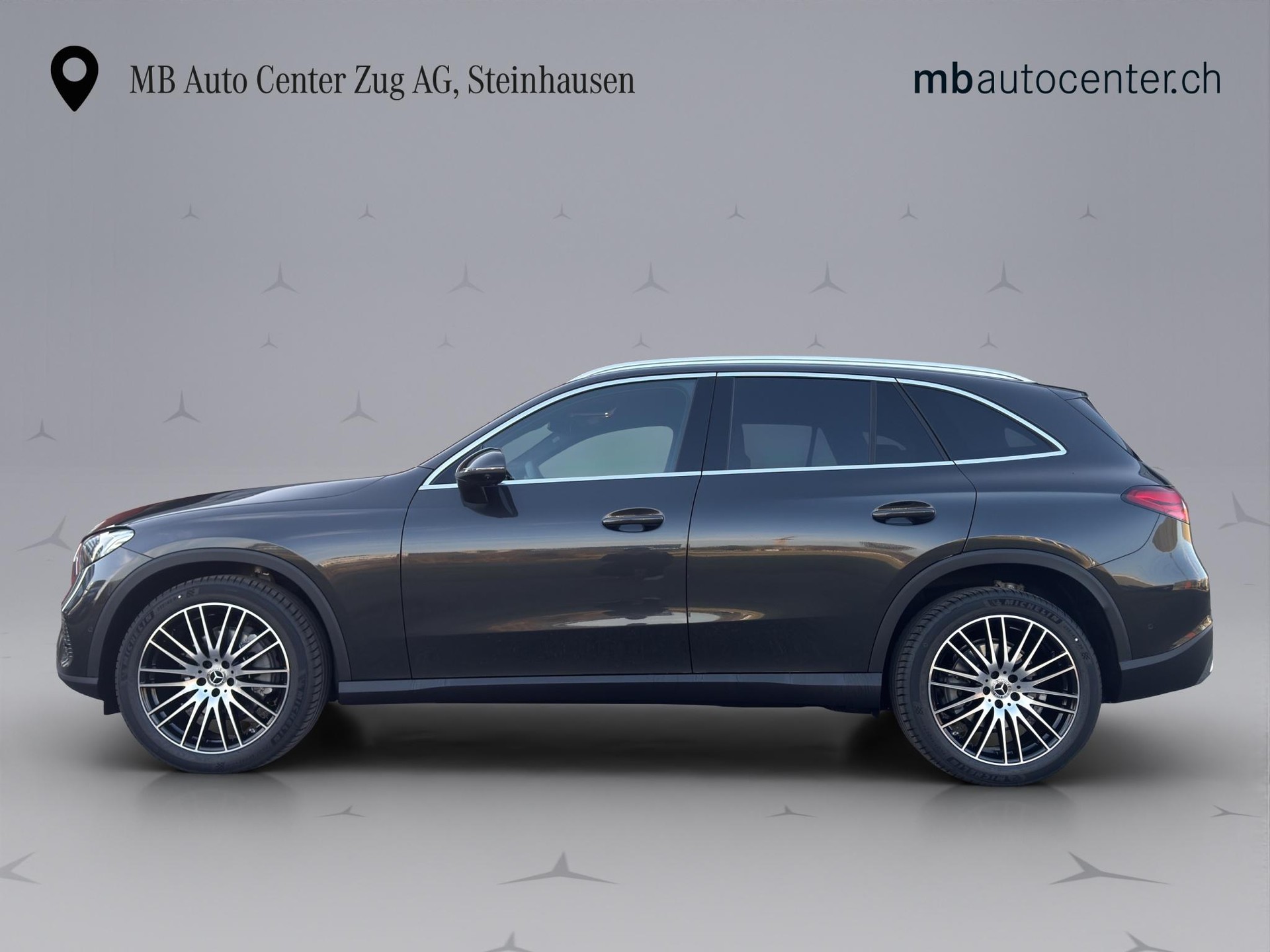 MERCEDES-BENZ GLC 220 d Avantgarde 4matic-image-2